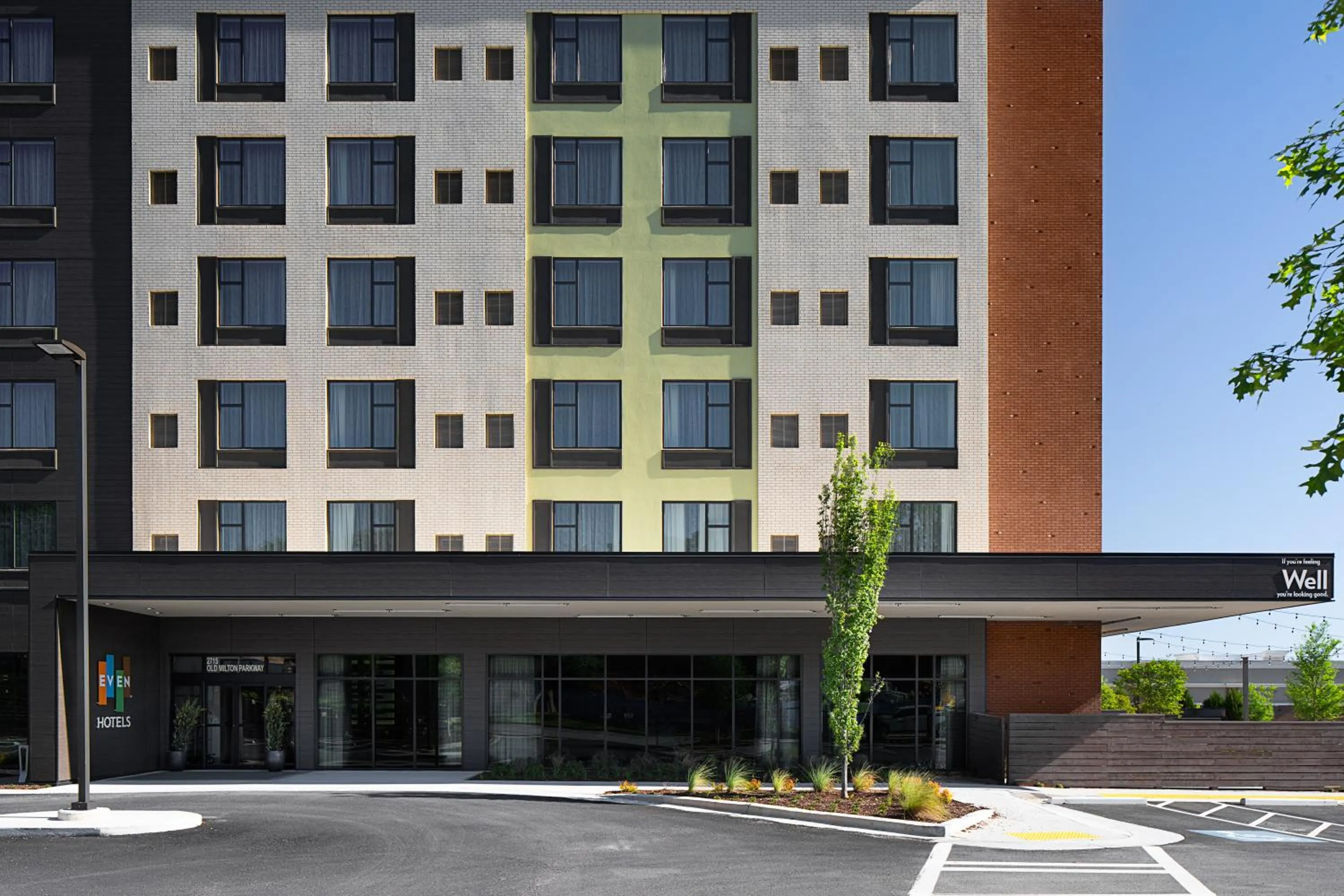 Property building in EVEN Hotel Alpharetta - Avalon Area by IHG
