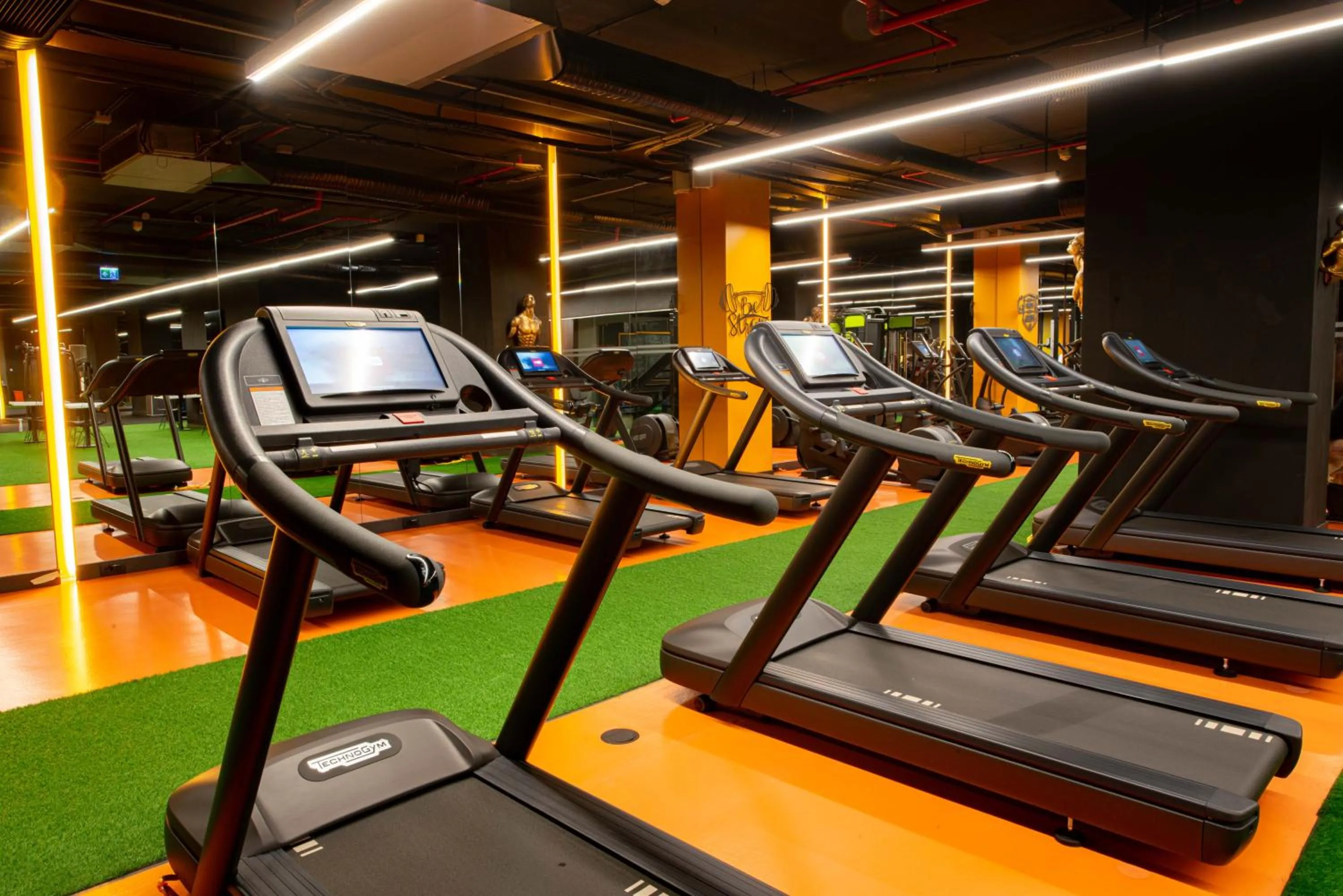 Fitness centre/facilities in The Craton Hotel Sisli