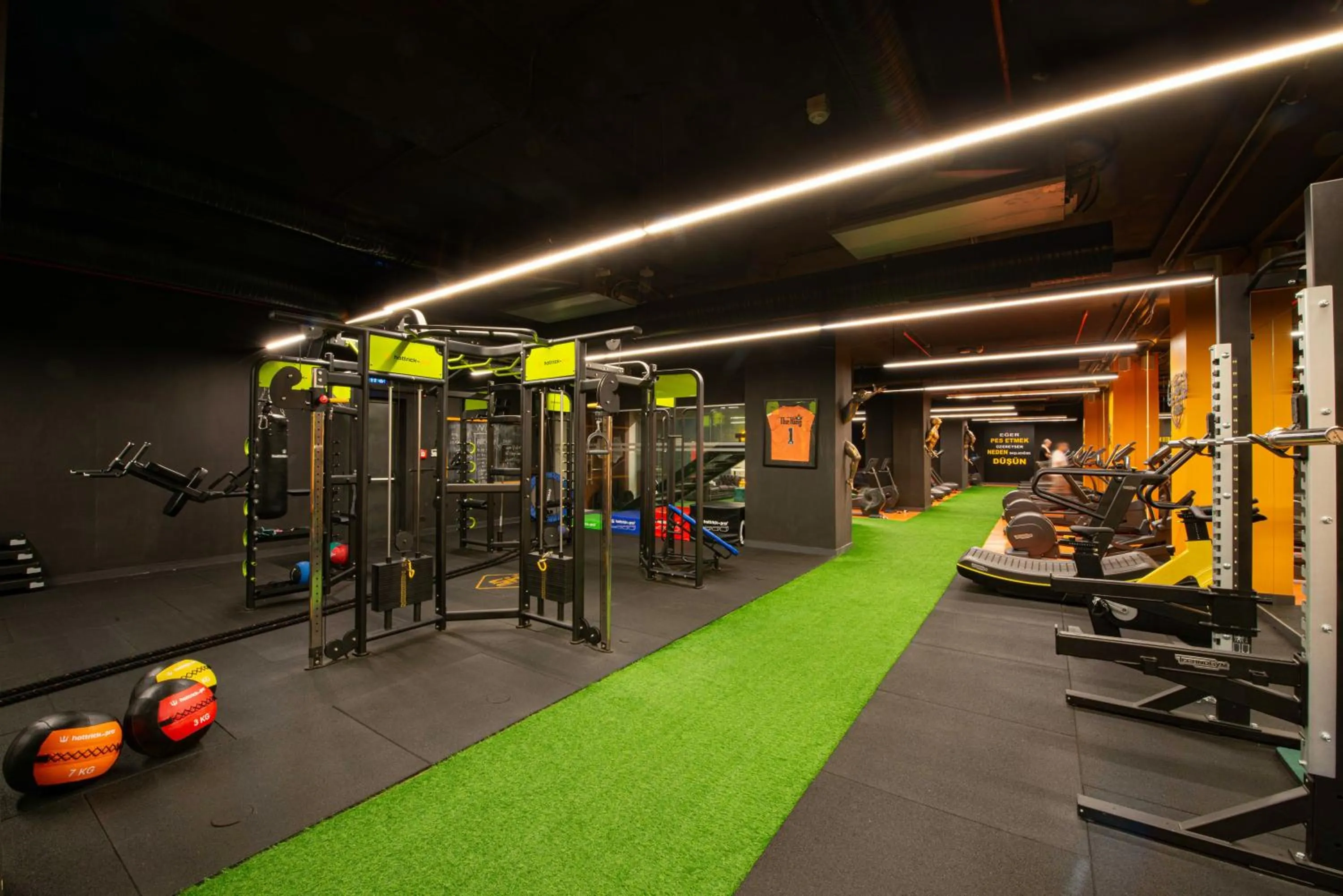 Fitness centre/facilities in The Craton Hotel Sisli