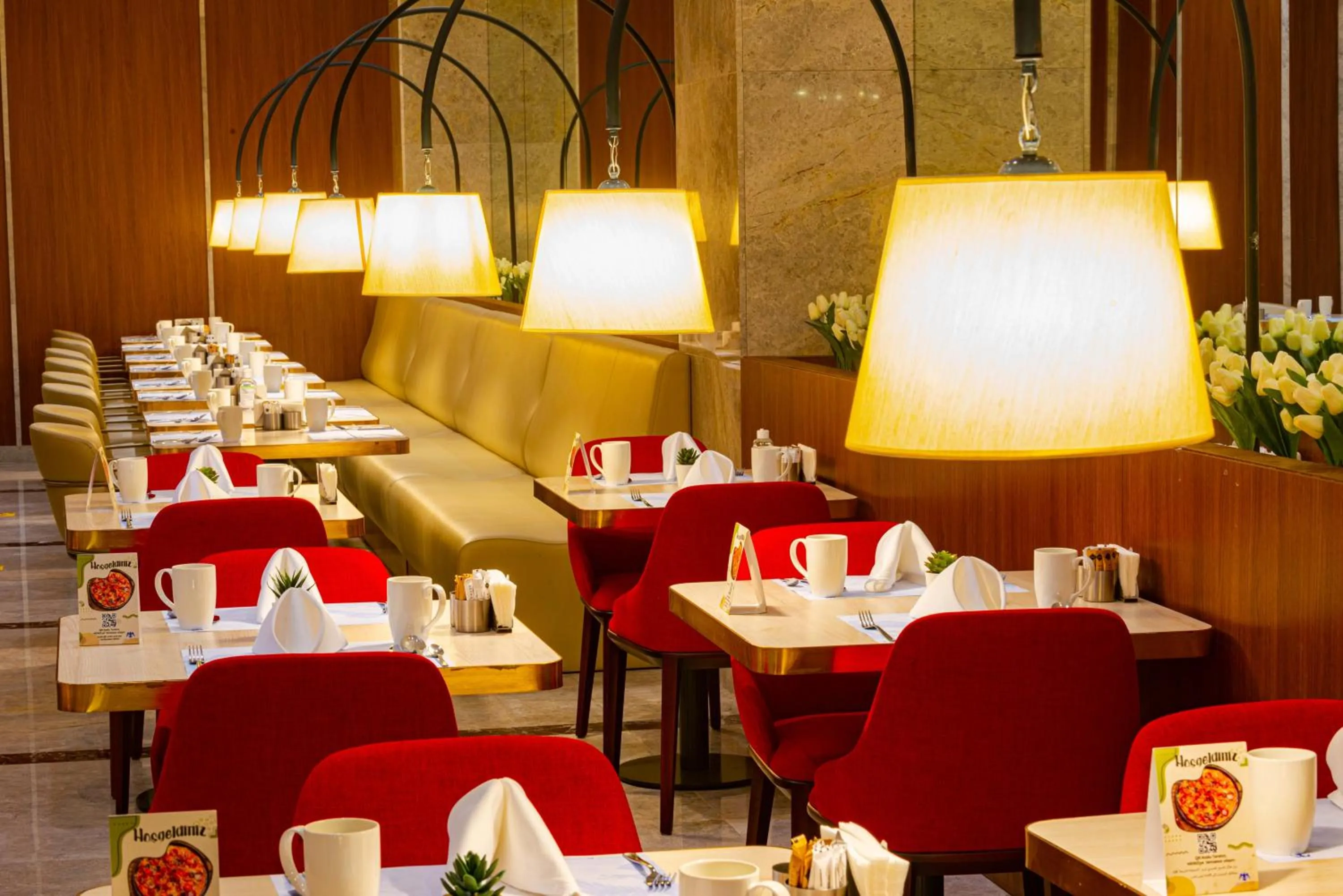 Restaurant/places to eat in The Craton Hotel Sisli