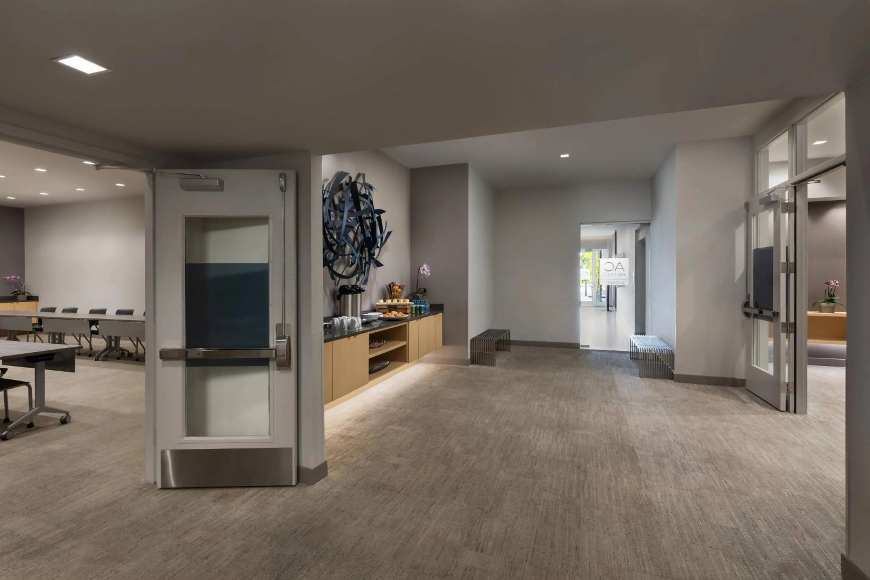 Meeting/conference room in AC Hotel by Marriott San Juan Condado