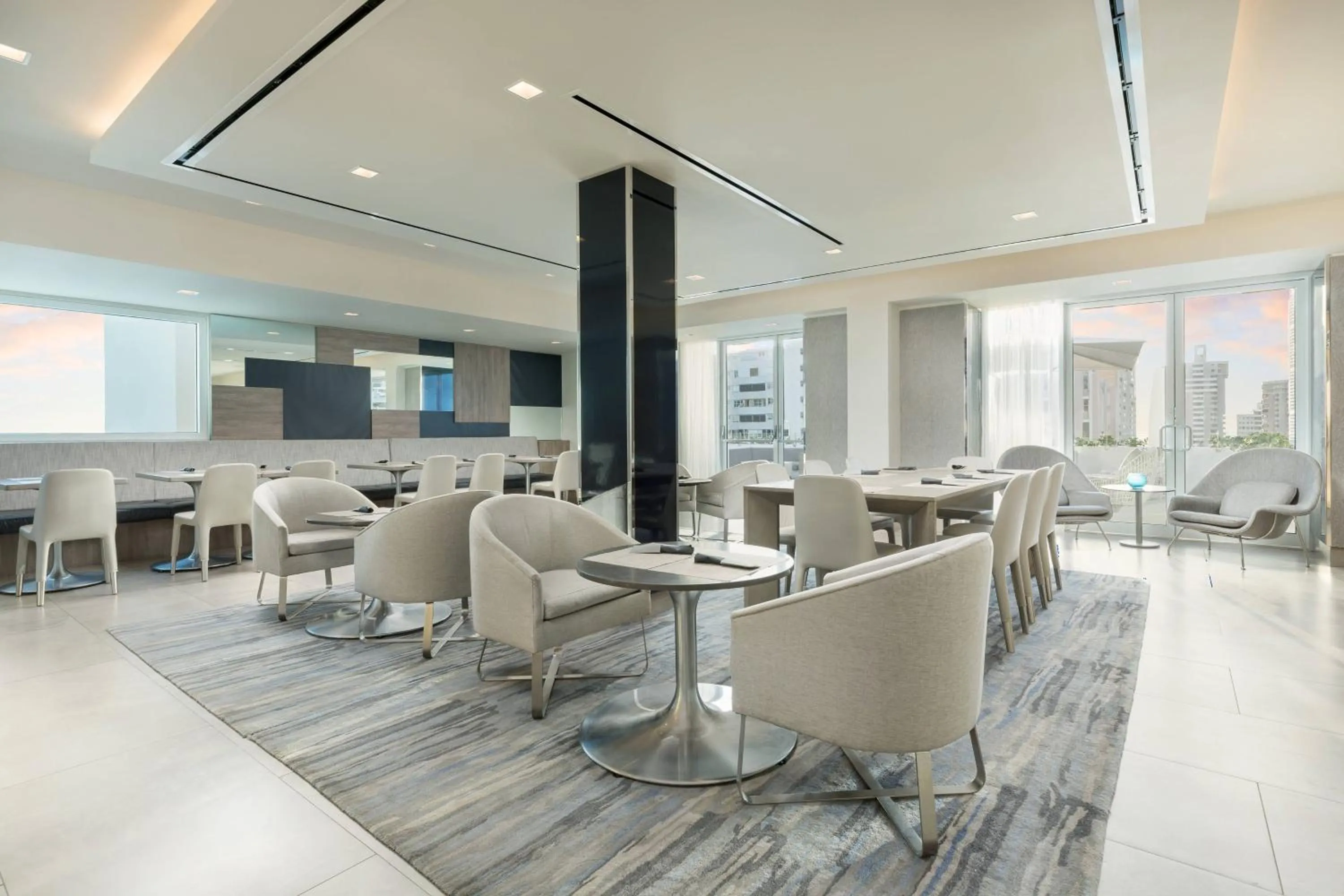 Kitchen or kitchenette in AC Hotel by Marriott San Juan Condado