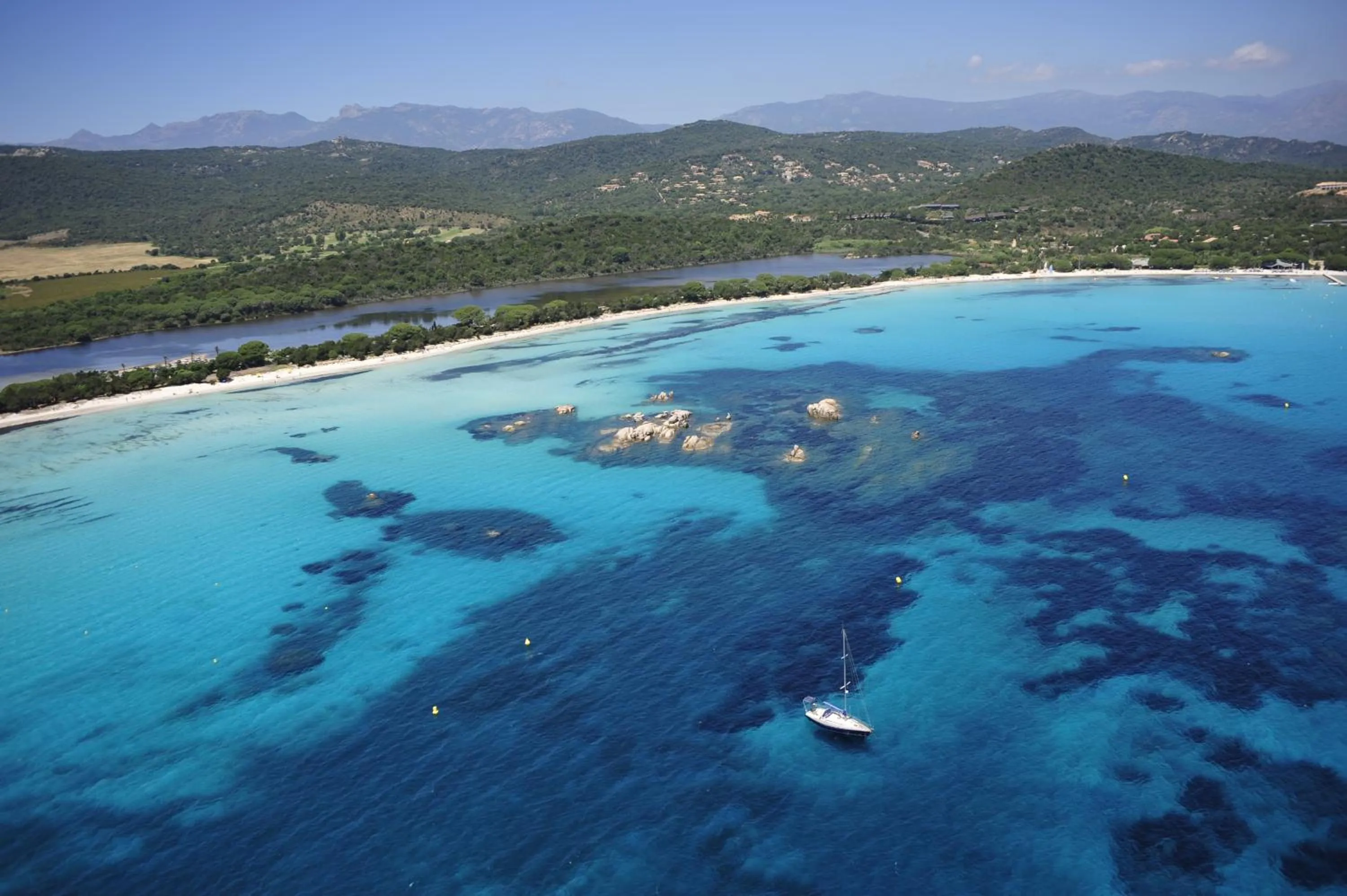 Natural landscape in Costa Nera