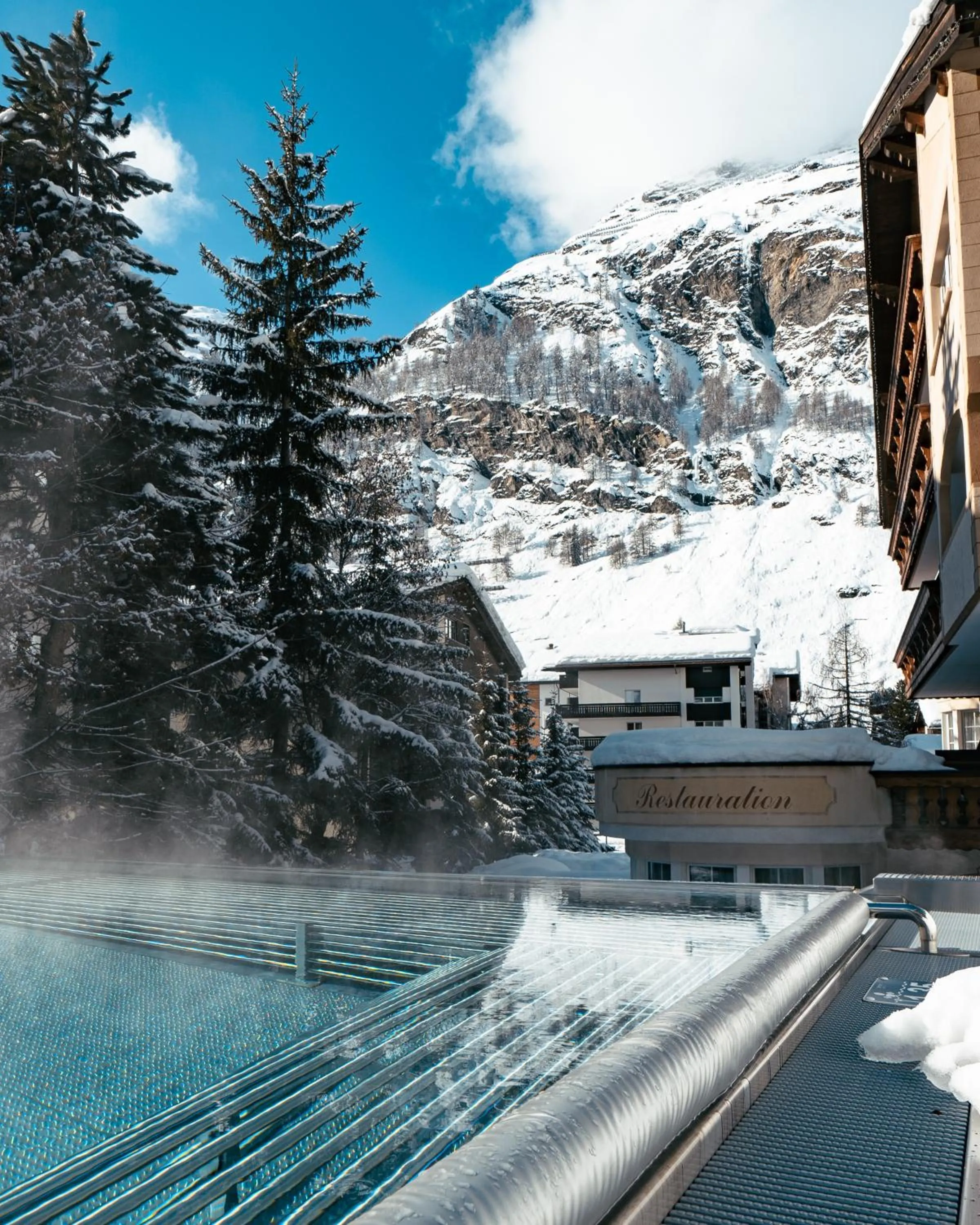 Swimming pool in Resort La Ginabelle