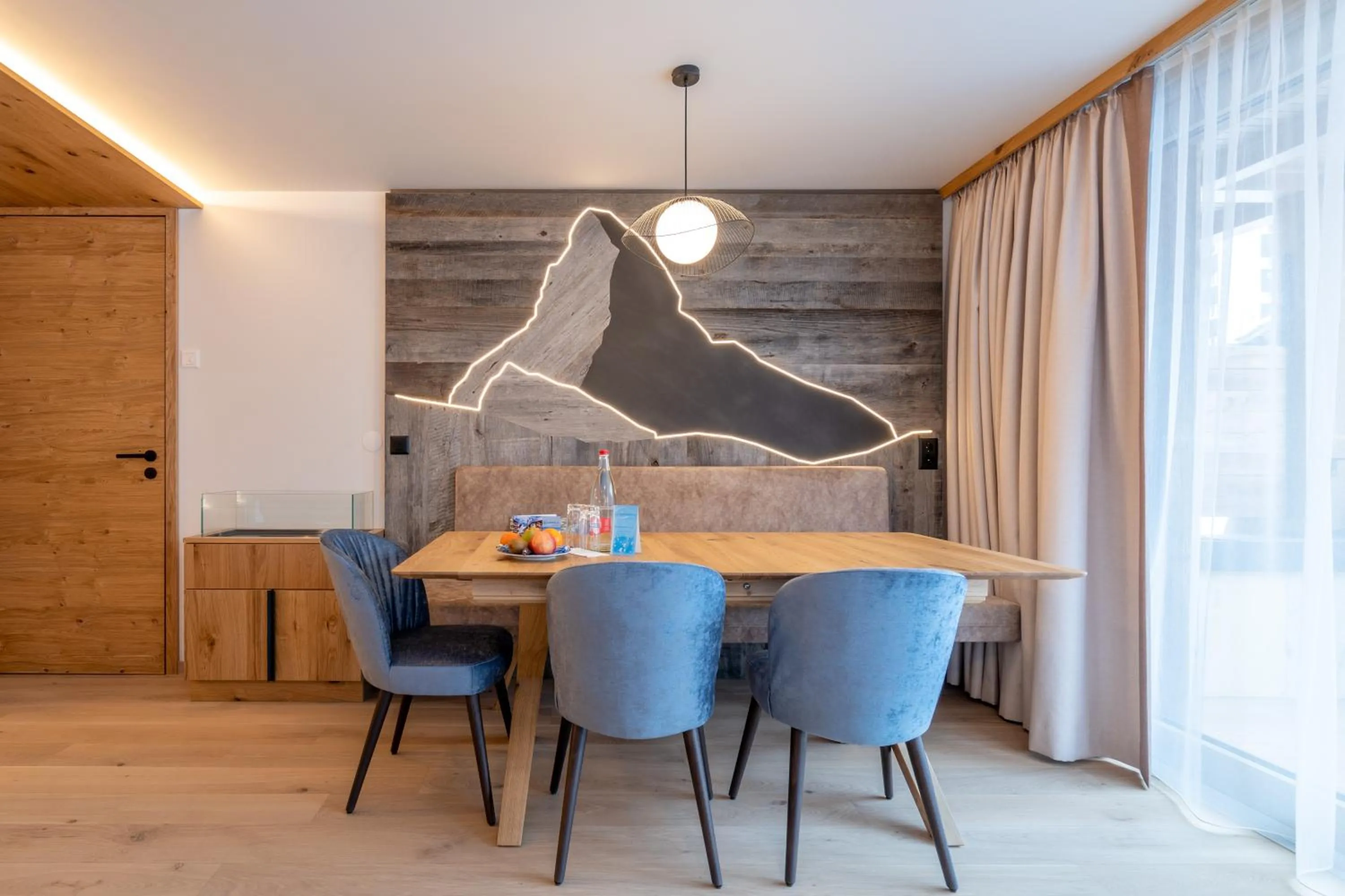 Dining area in Resort La Ginabelle