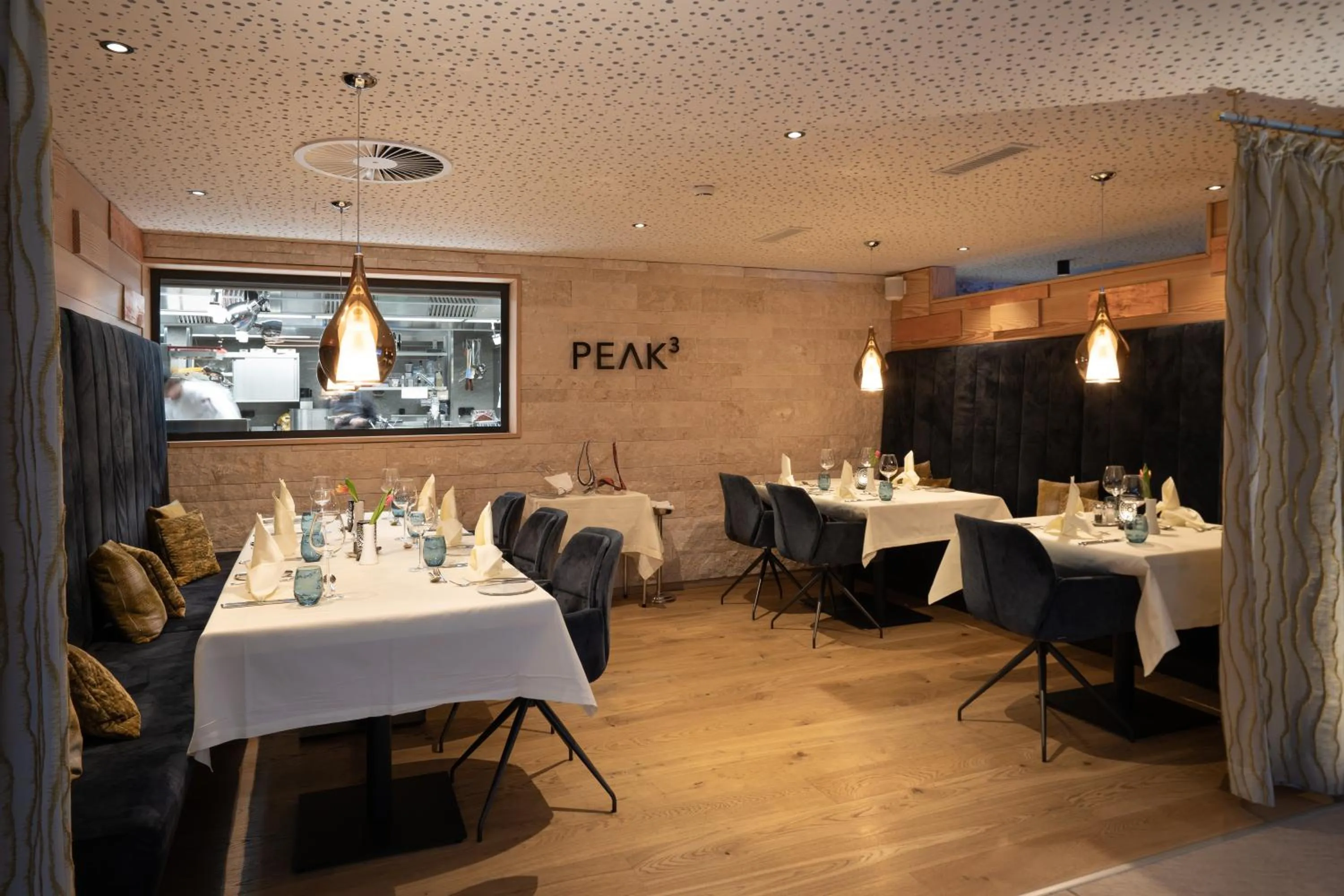 Restaurant/places to eat in Resort La Ginabelle