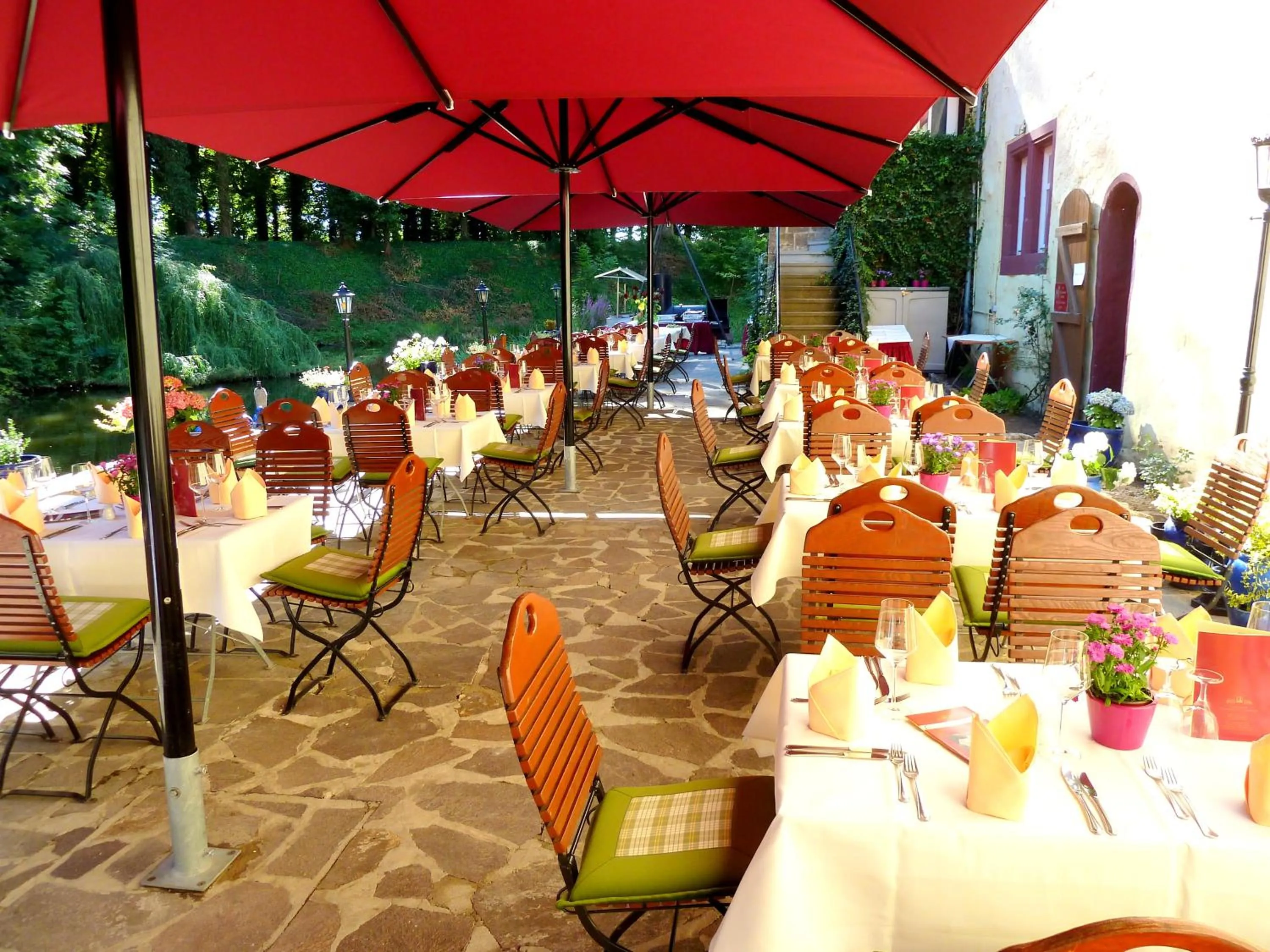 Restaurant/places to eat in Hotel & Spa Wasserschloss Westerburg