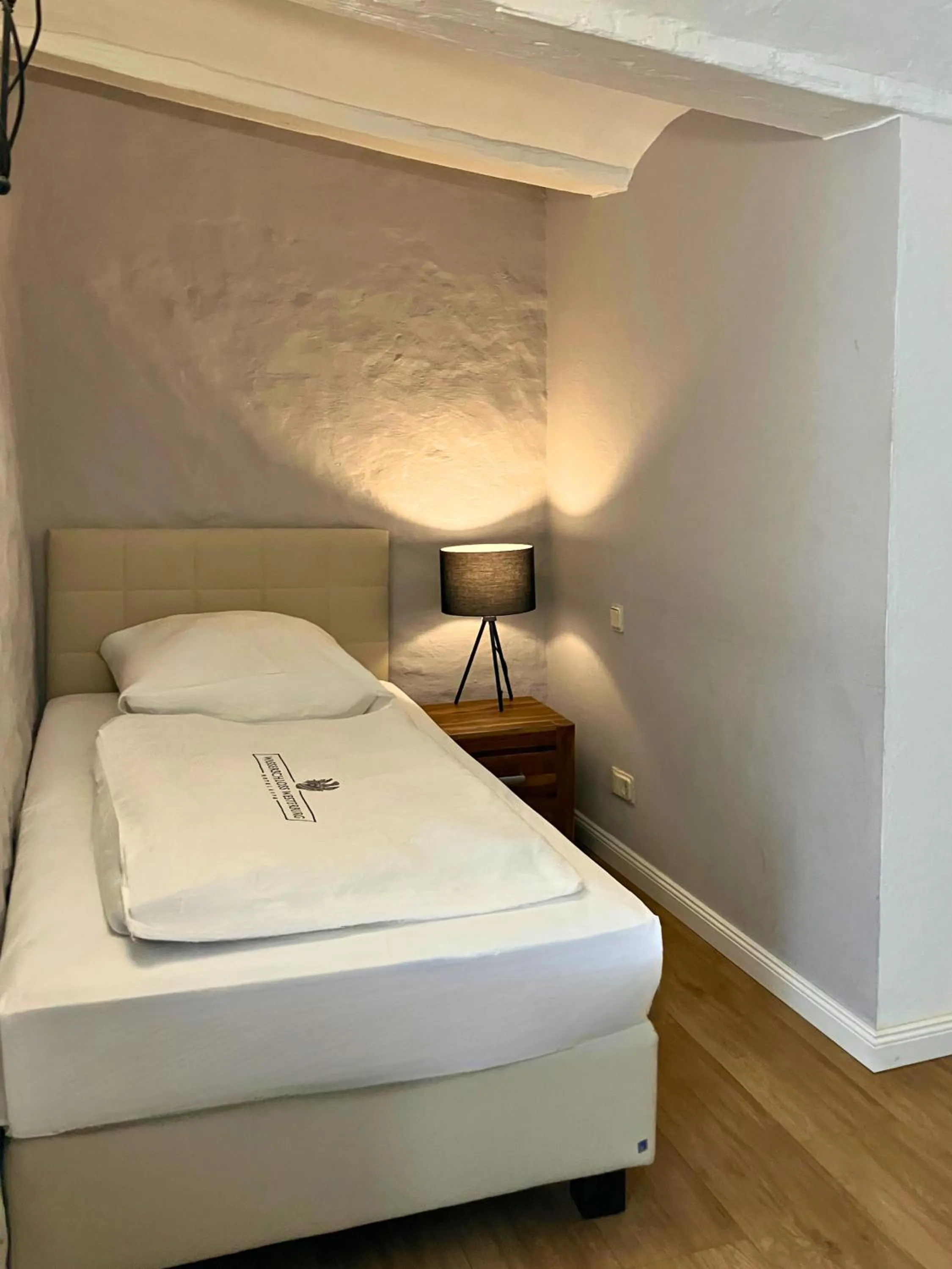 Standard Single Room in Hotel & Spa Wasserschloss Westerburg