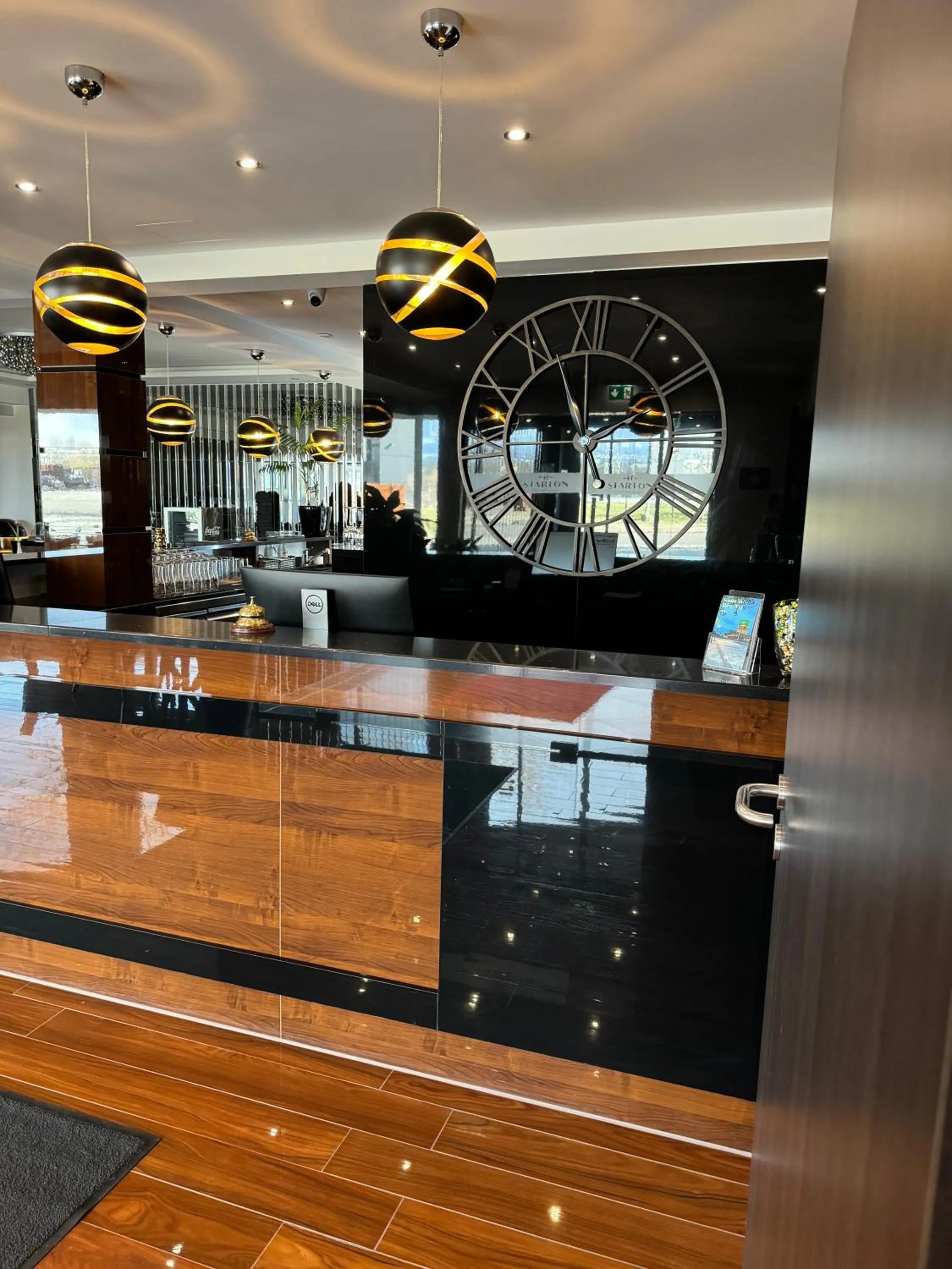 Lobby or reception in Hotel Starton am Ingolstadt Village