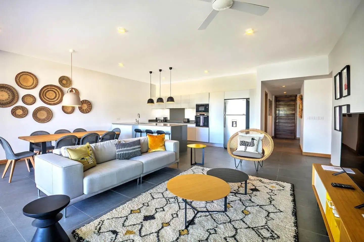 Grand Luxury Suite 3 bedrooms in Mythic Suites & Villas by MJ Holidays Grand Luxury Suite 3 bedrooms in Mythic Suites & Villas by MJ Holidays