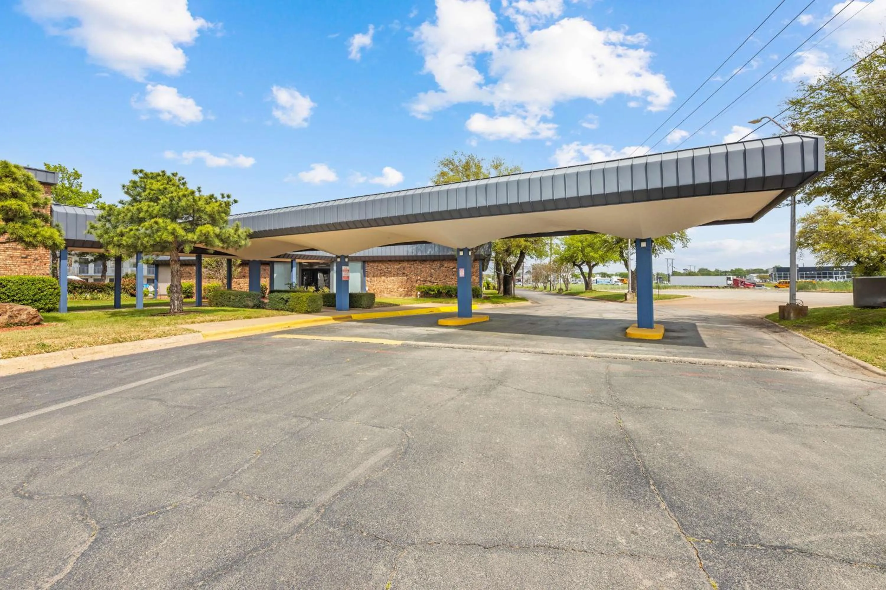 Property building in Americas Best Value Inn Fort Worth/Hurst