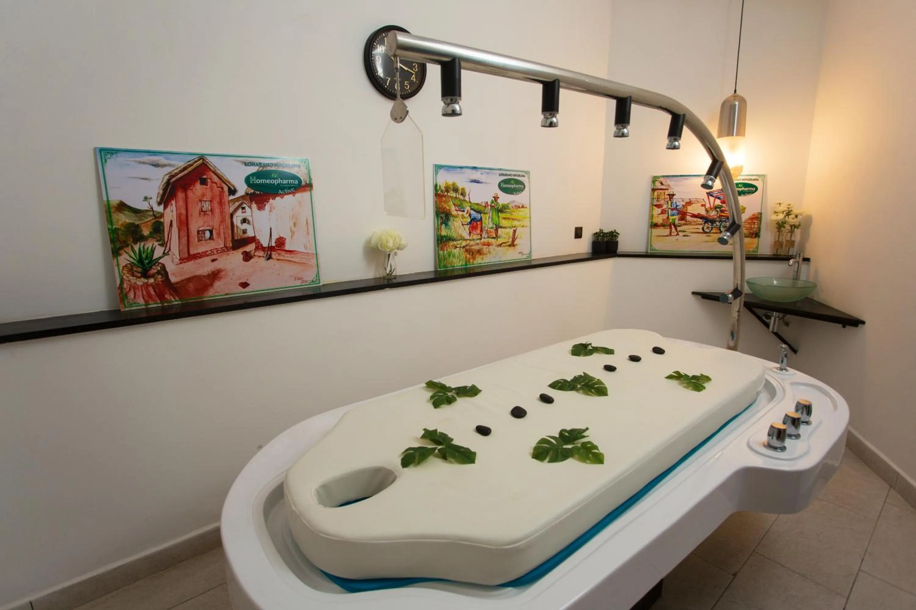 Massage in Le Centell Hotel & Spa