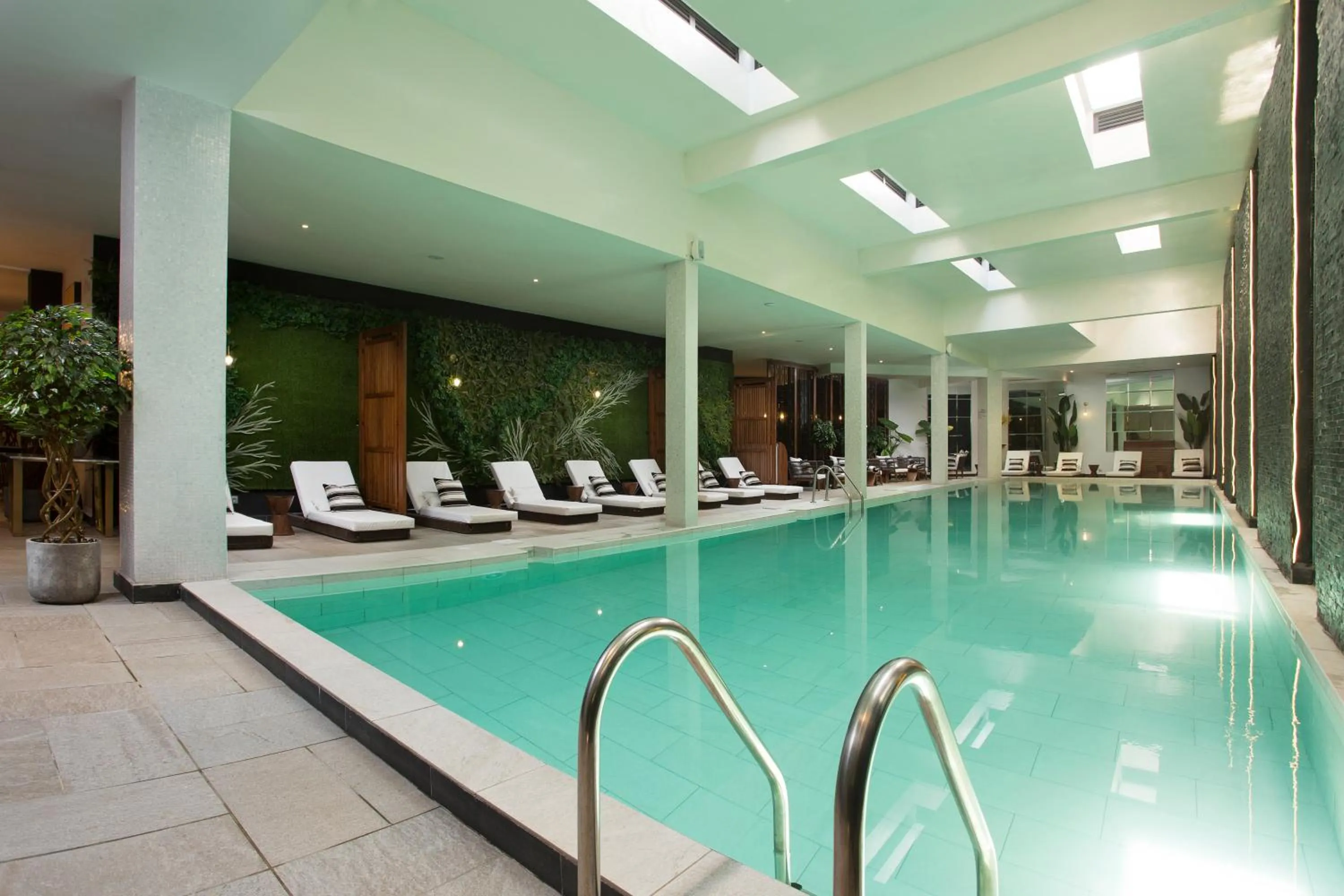 Swimming pool in Le Centell Hotel & Spa