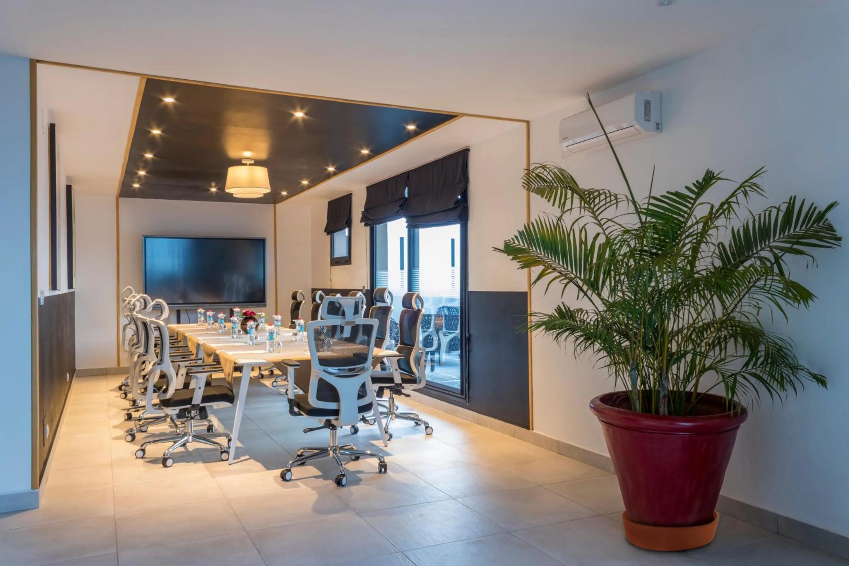 Meeting/conference room in Le Centell Hotel & Spa