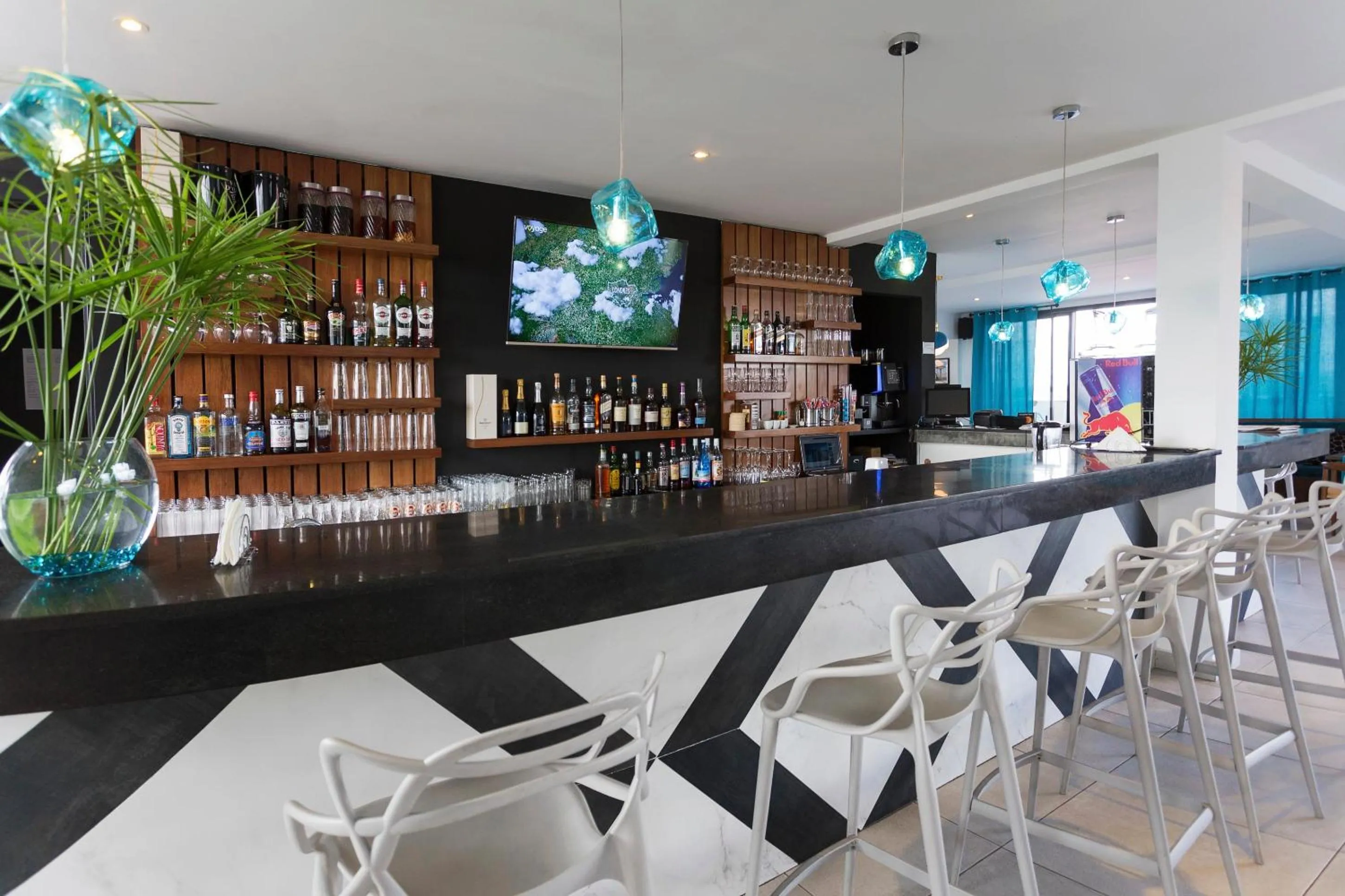 Restaurant/places to eat in Le Centell Hotel & Spa