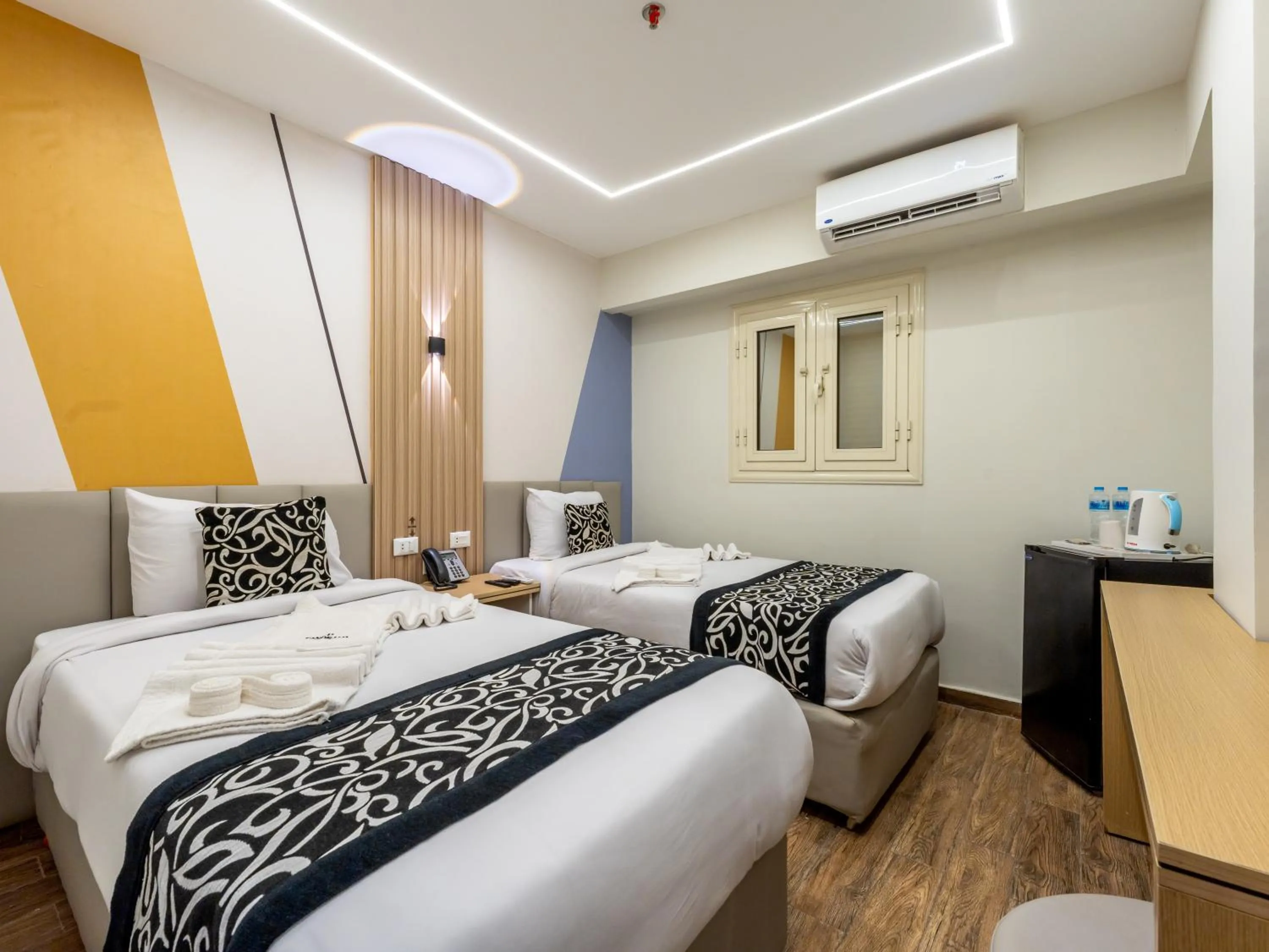VIP, Bed in Panorama Ramsis Hotel & Cafe