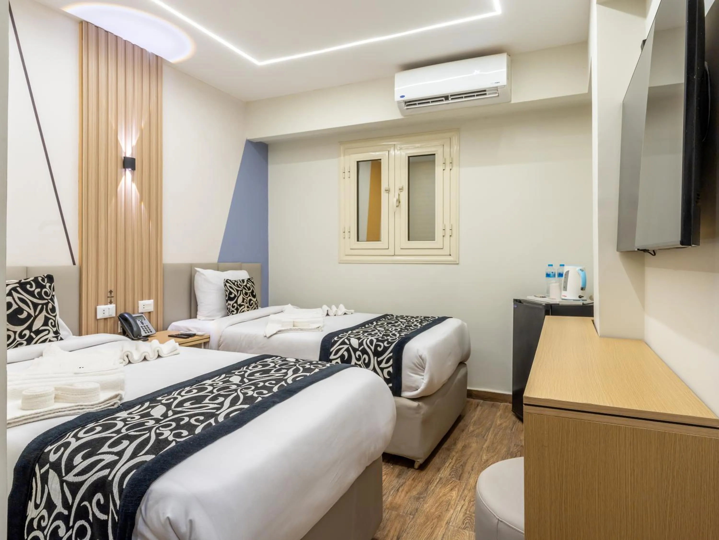 Bedroom, Bed in Panorama Ramsis Hotel & Cafe