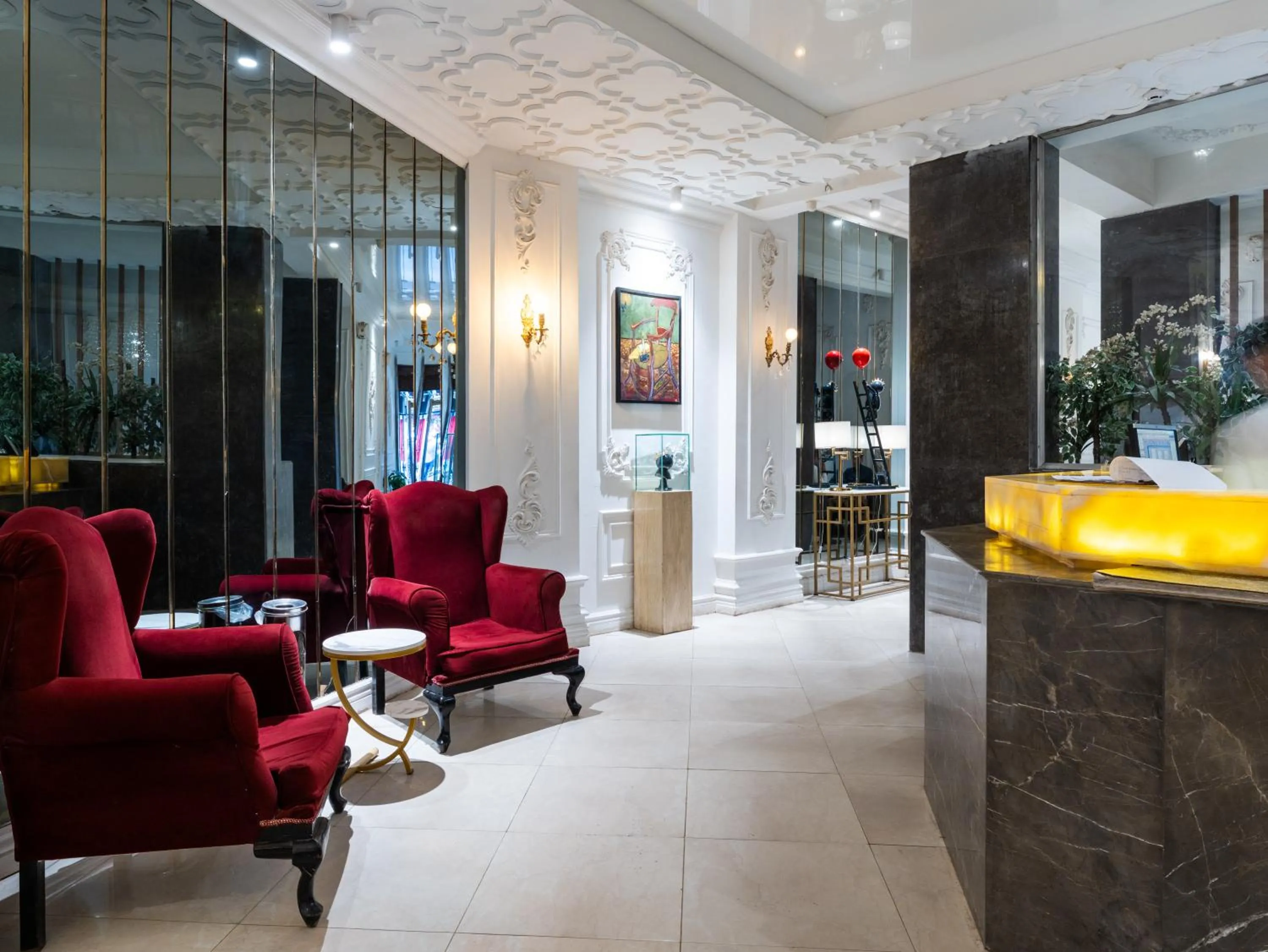 Lobby or reception in Panorama Ramsis Hotel & Cafe