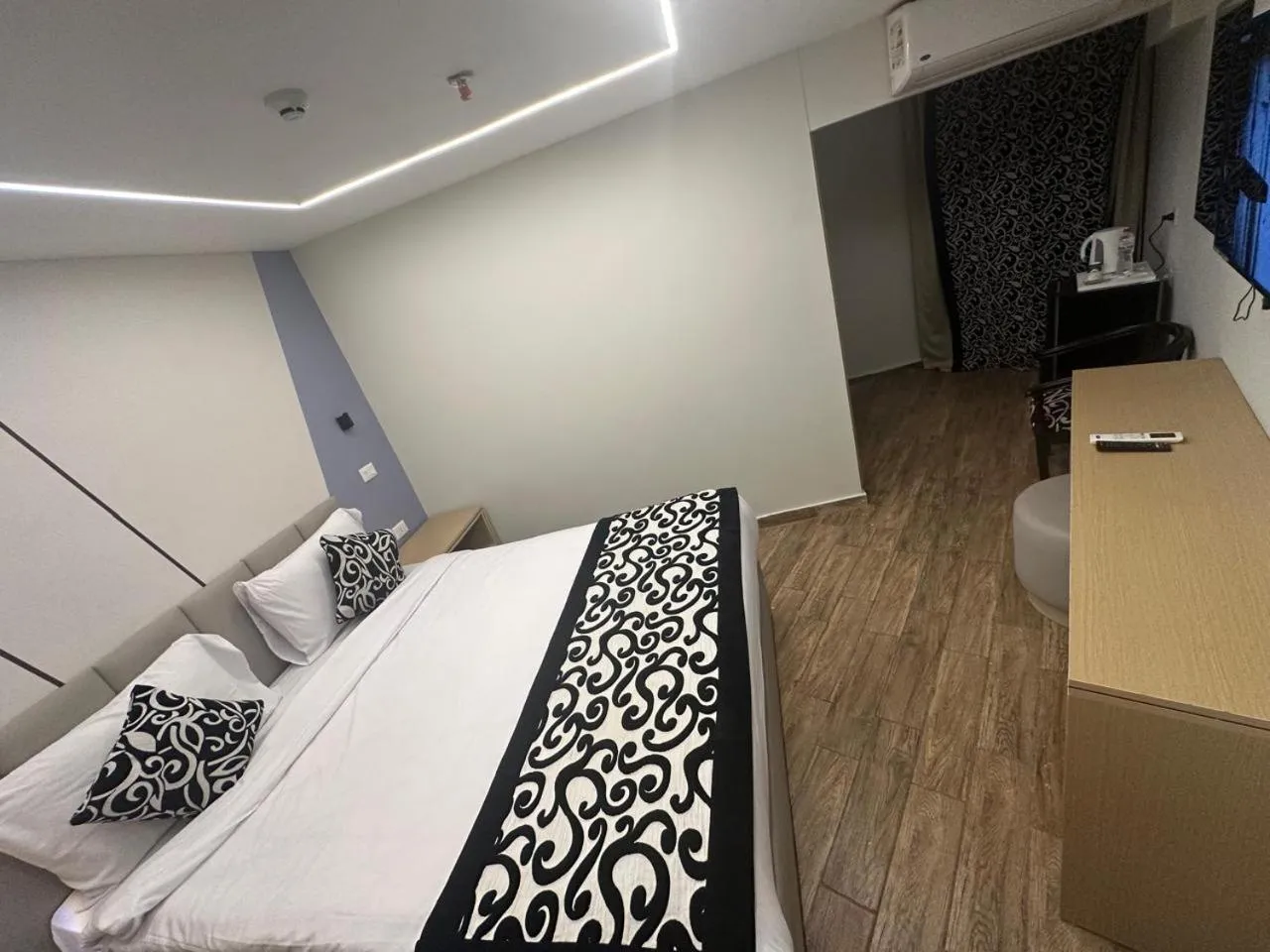 Bedroom, Bed in Panorama Ramsis Hotel & Cafe