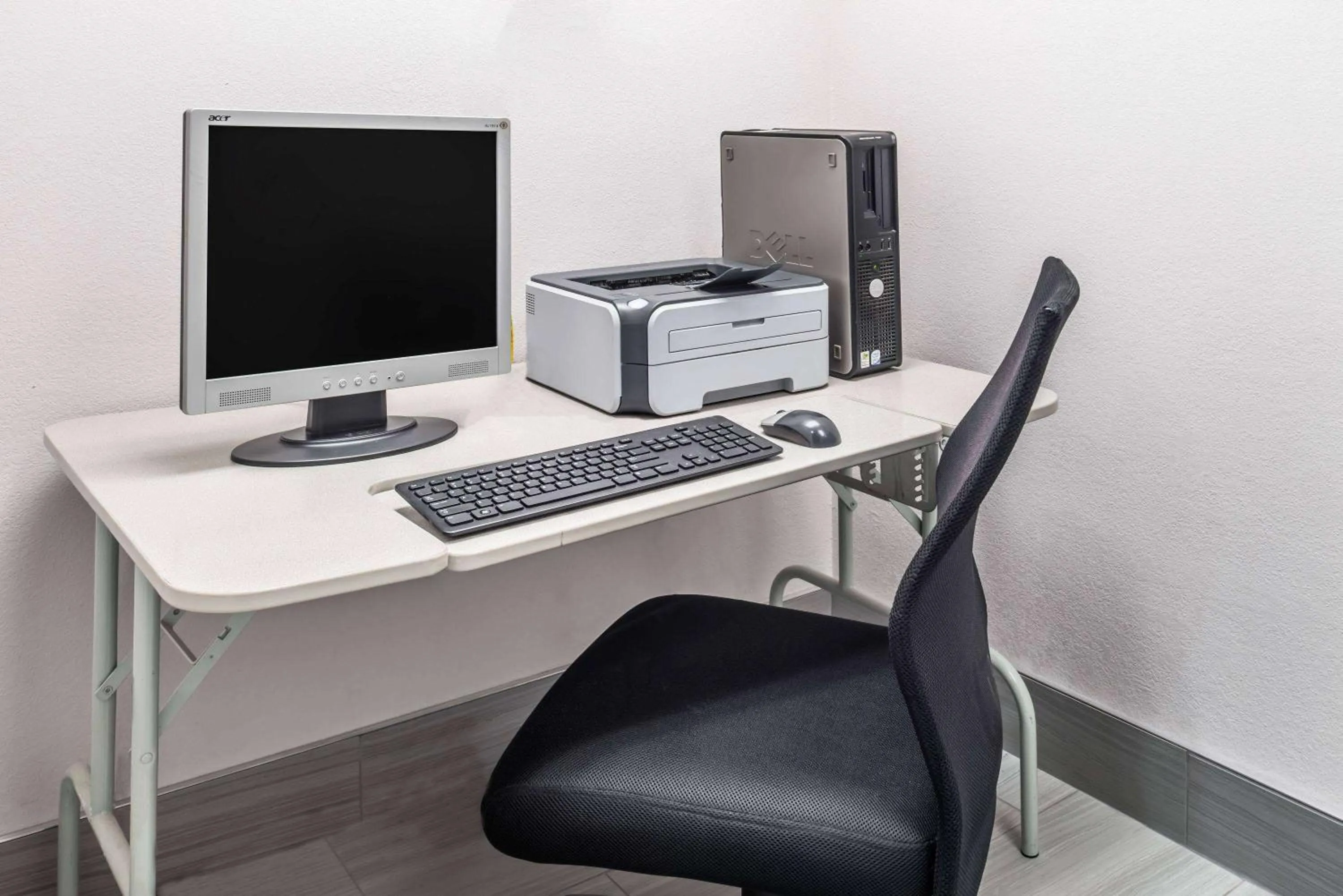 Business facilities in Super 8 by Wyndham O'Fallon