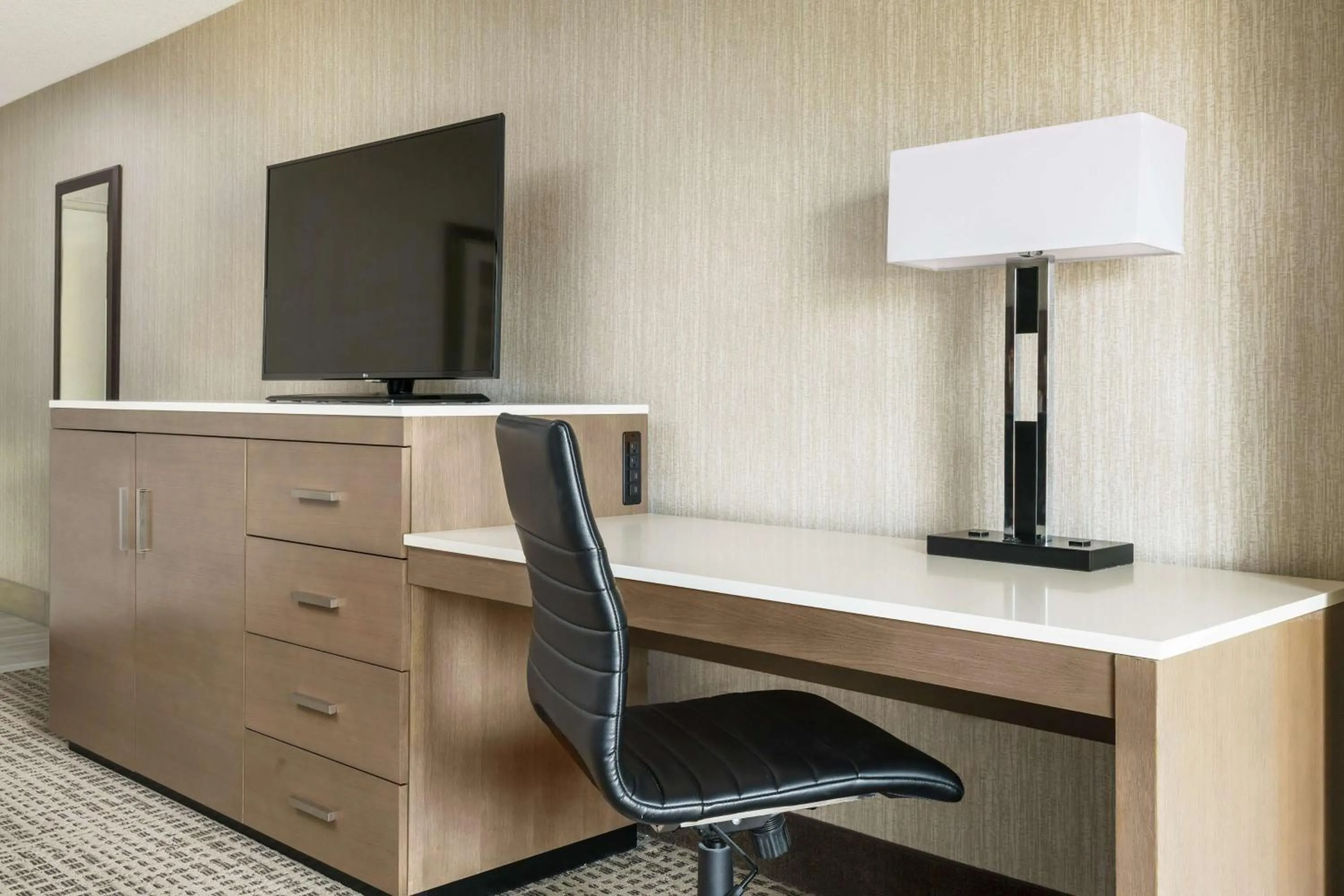 Bedroom in DoubleTree by Hilton Colorado Springs