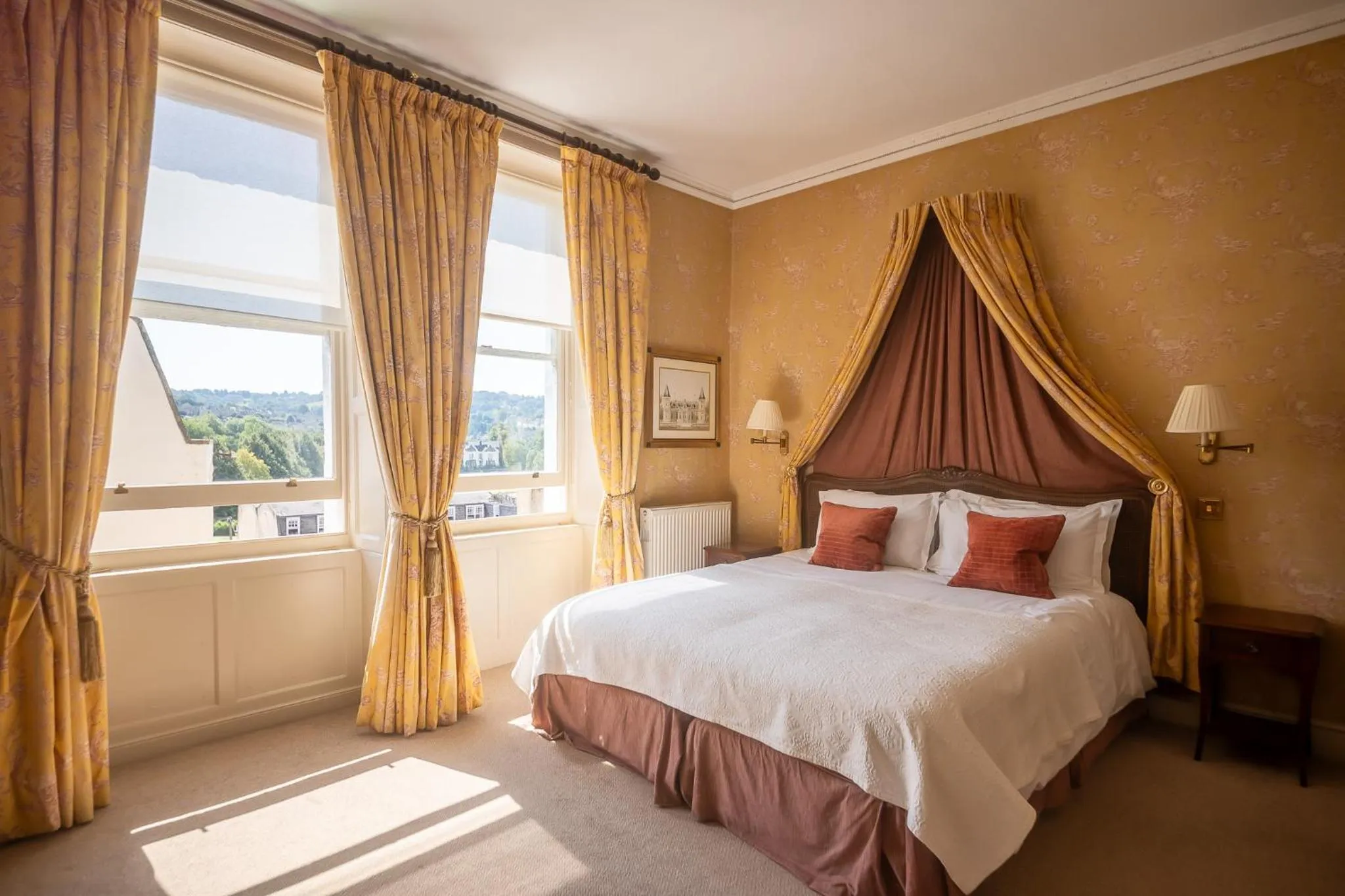 Bedroom, Bed in Dukes Bath