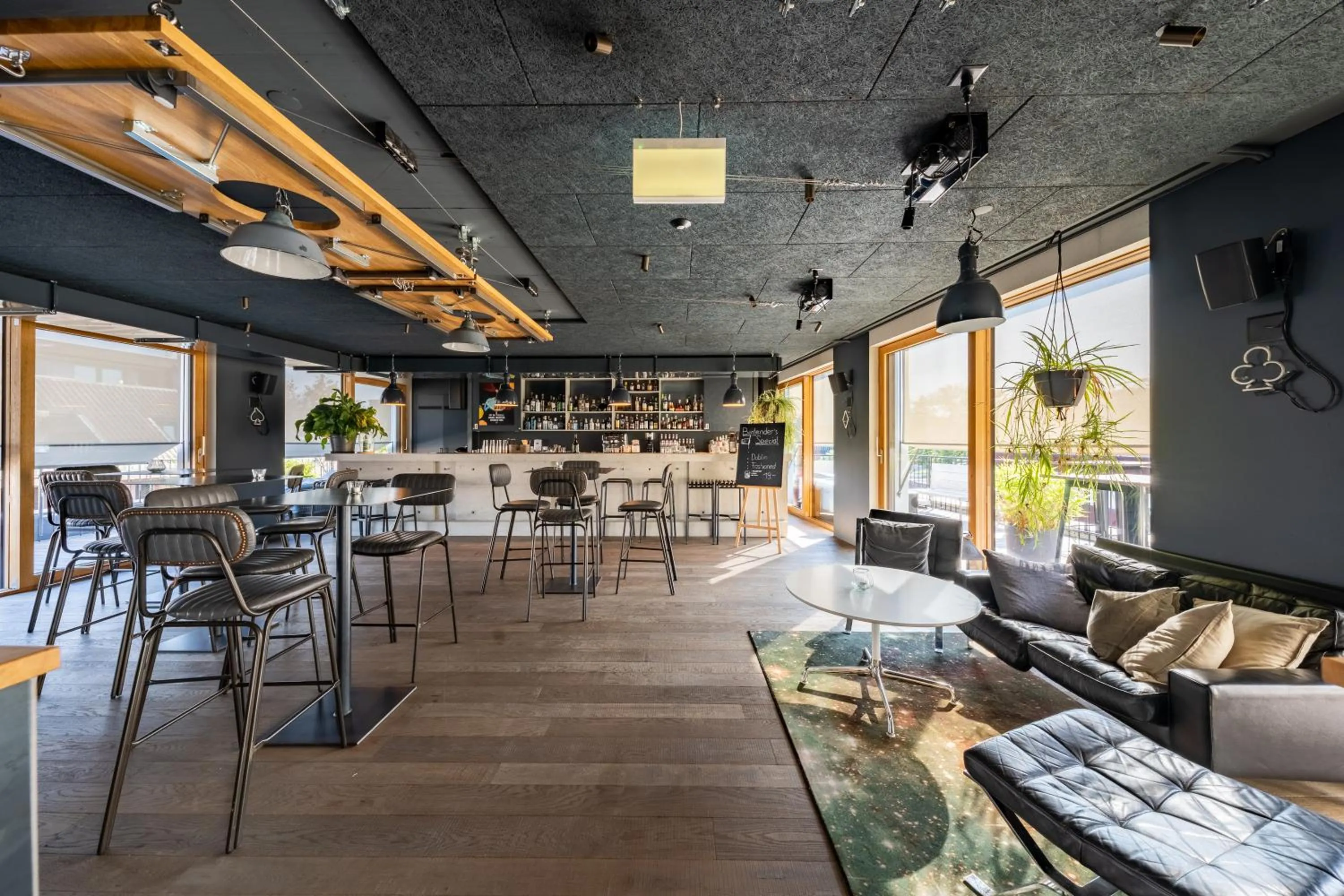 Restaurant/places to eat in ART HOUSE Basel - Member of Design Hotels