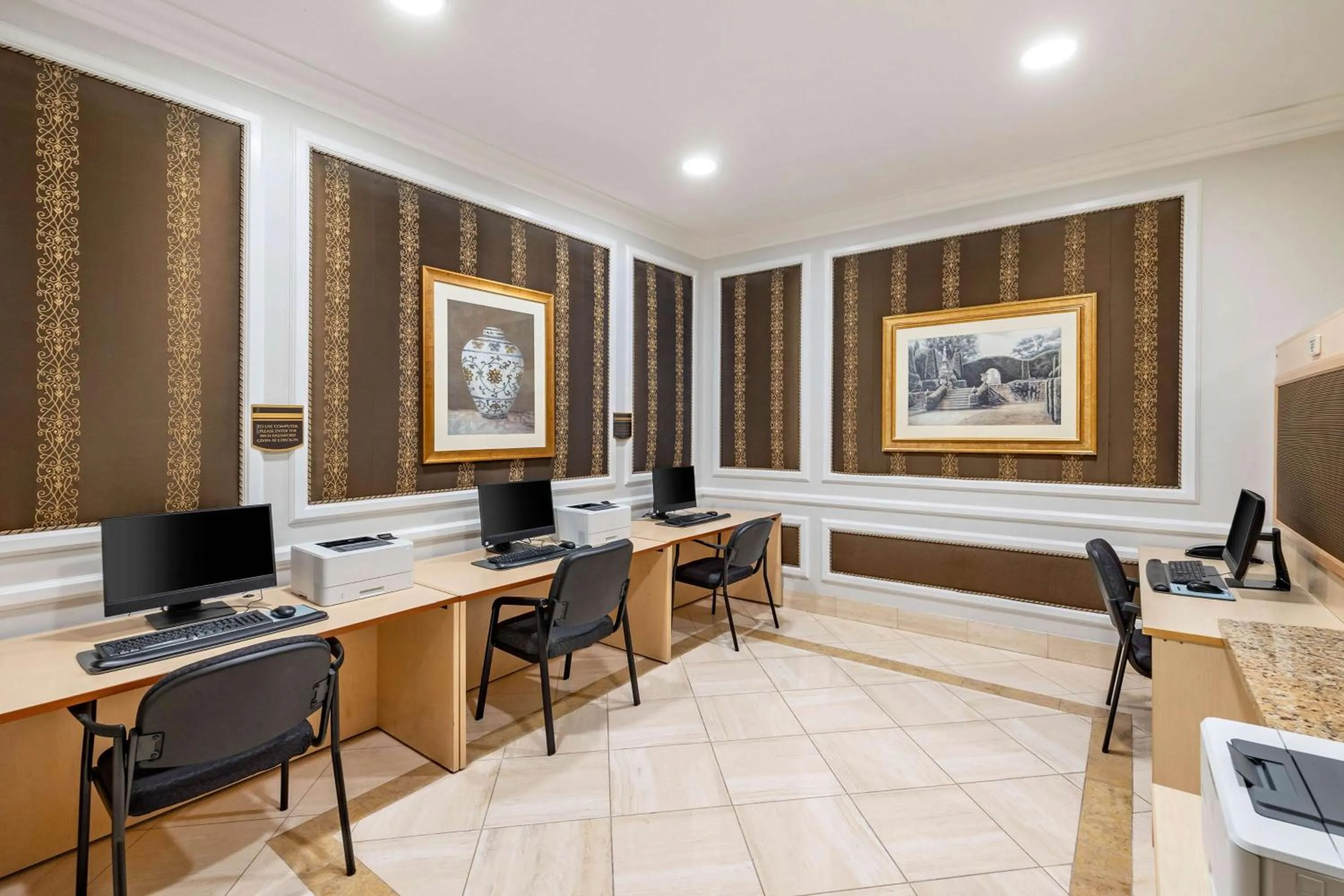 Business facilities in Hilton Vacation Club Polo Towers Las Vegas