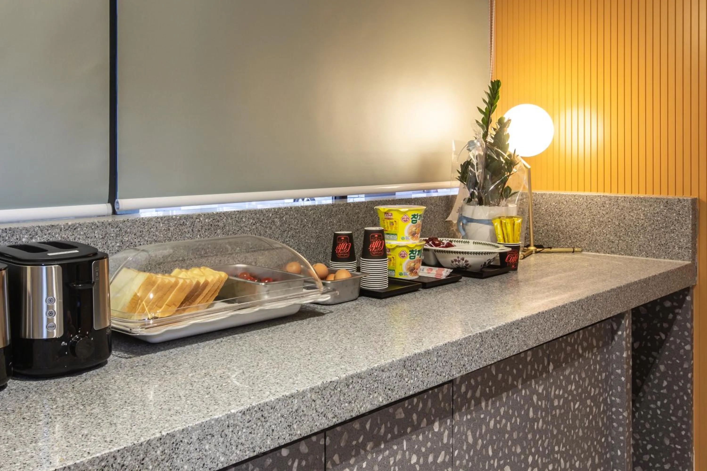 Coffee/tea facilities in Brown Dot Gijang Yeonhwari