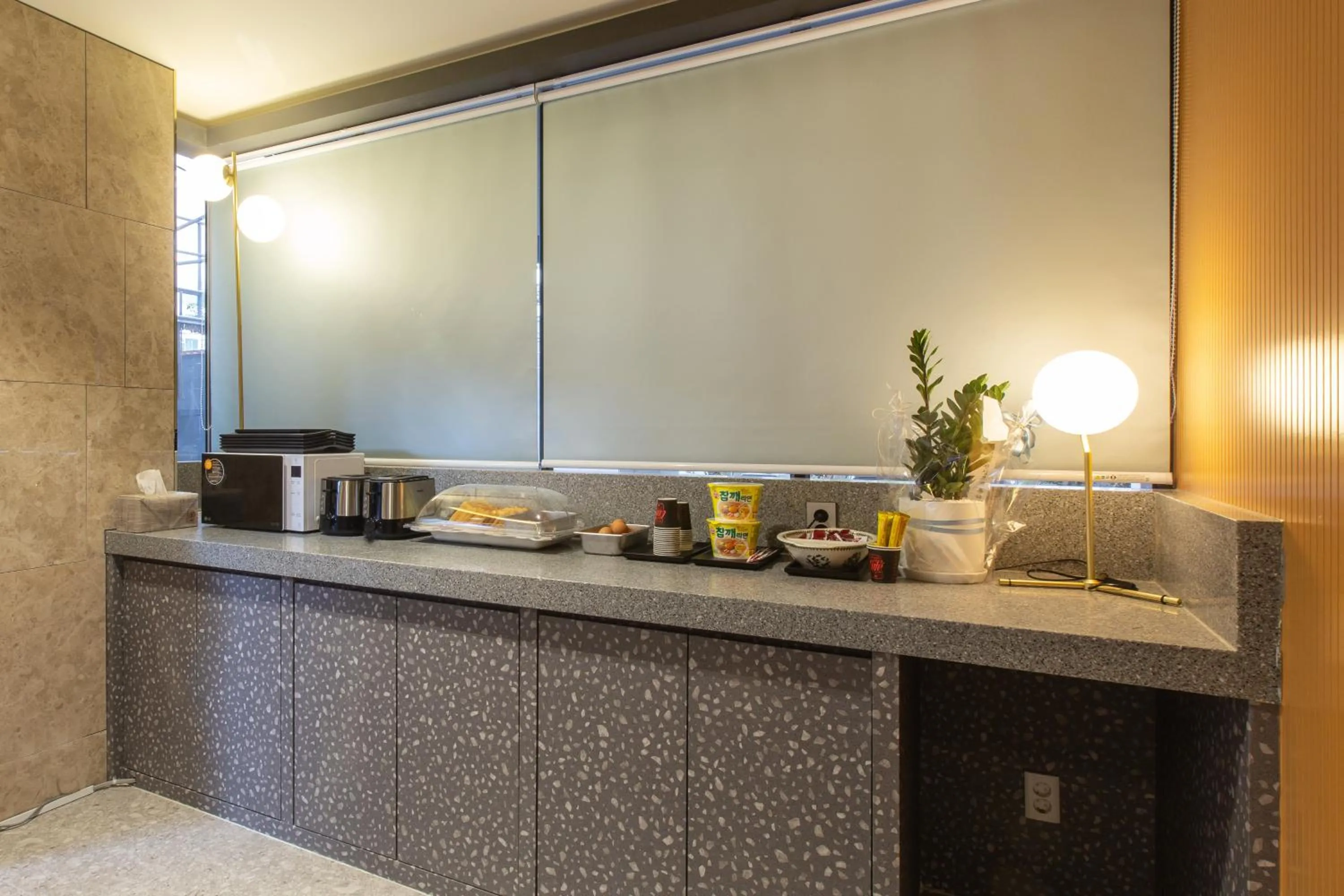 minibar in Brown Dot Gijang Yeonhwari