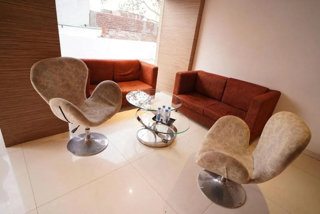 Lobby or reception in HOTEL AMORA - Rajnandgaon