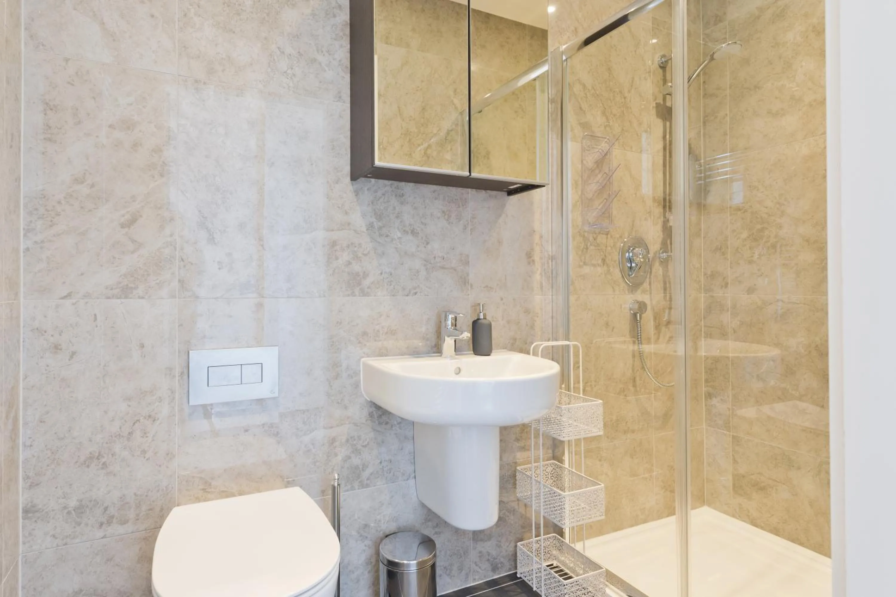 Henrietta Suites City Centre