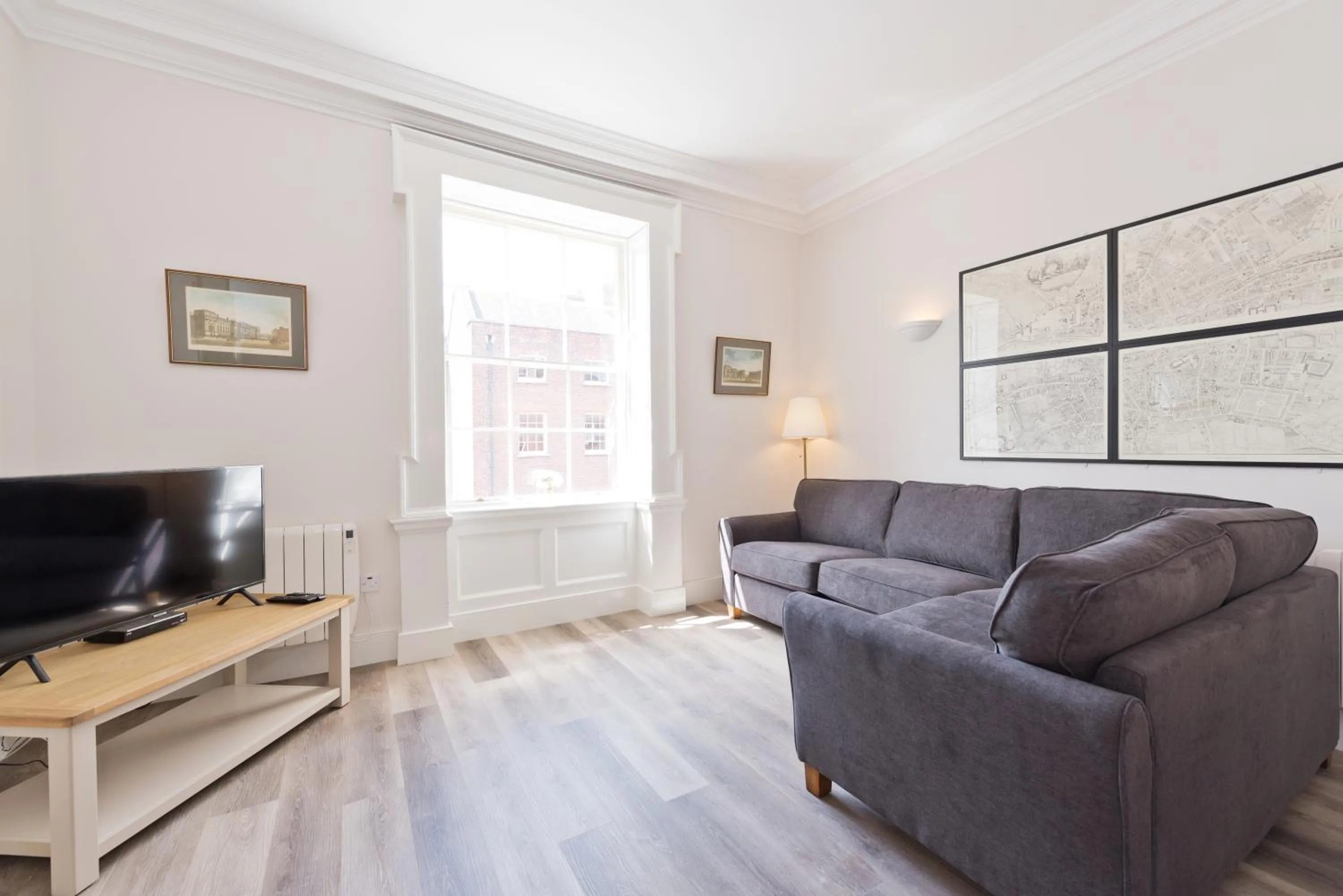 Henrietta Suites City Centre