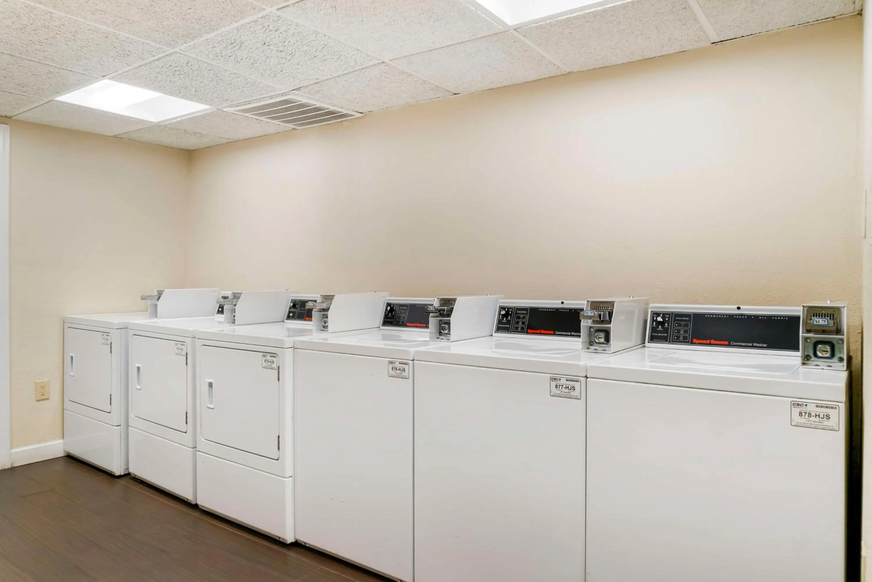 laundry in Best Western Greenfield Inn