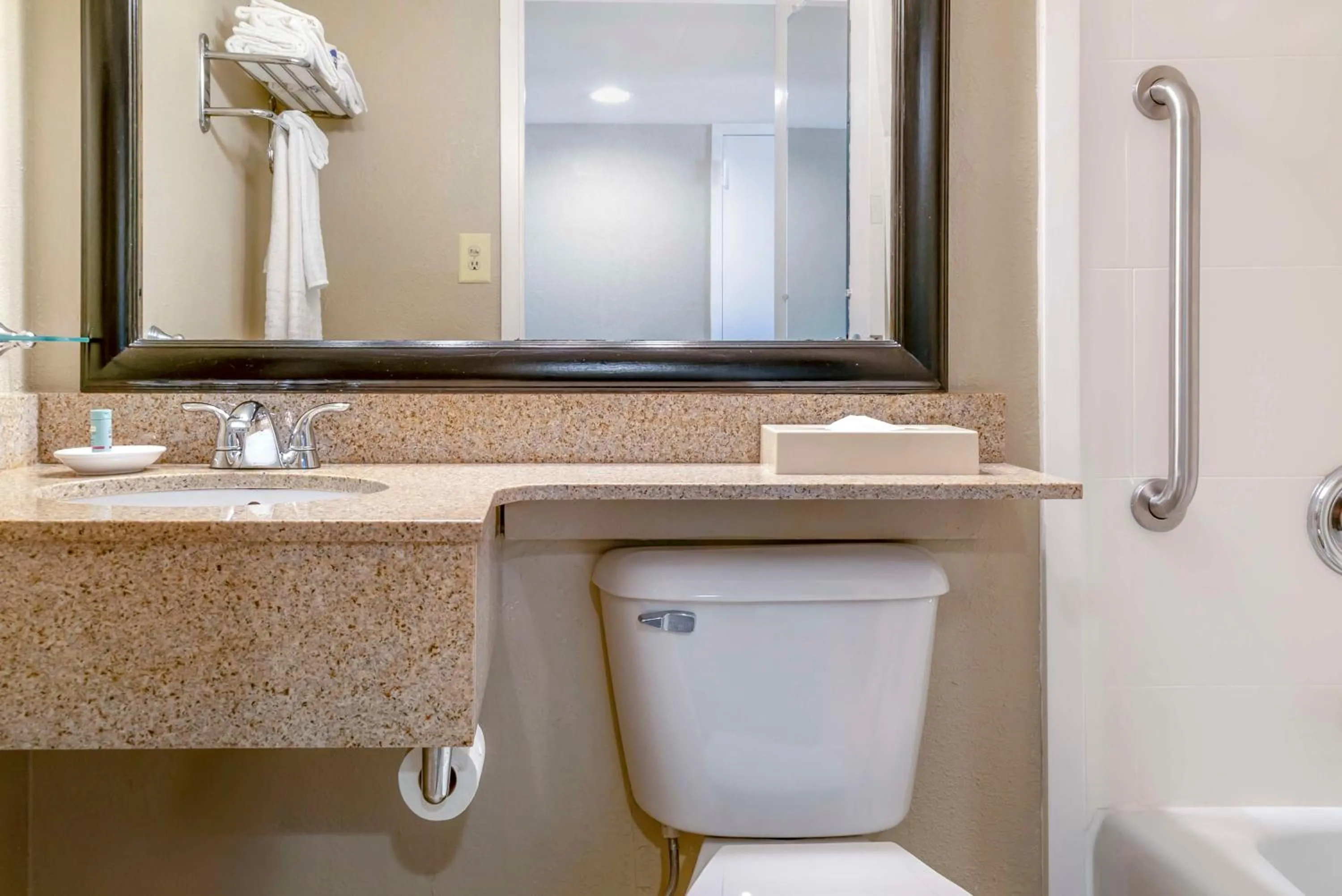 Bathroom in Best Western Greenfield Inn