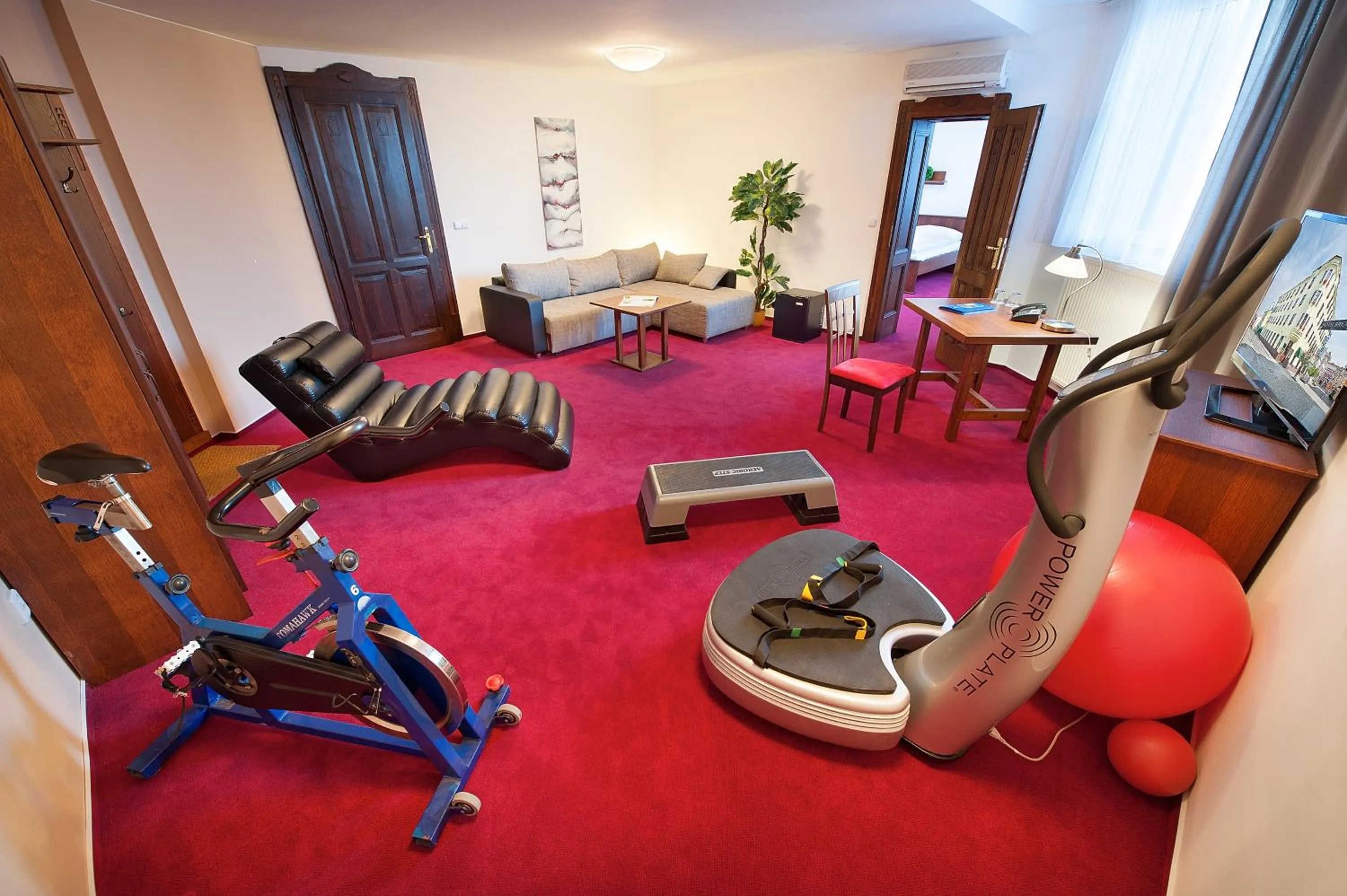 Photo of the whole room in Brioni Suites