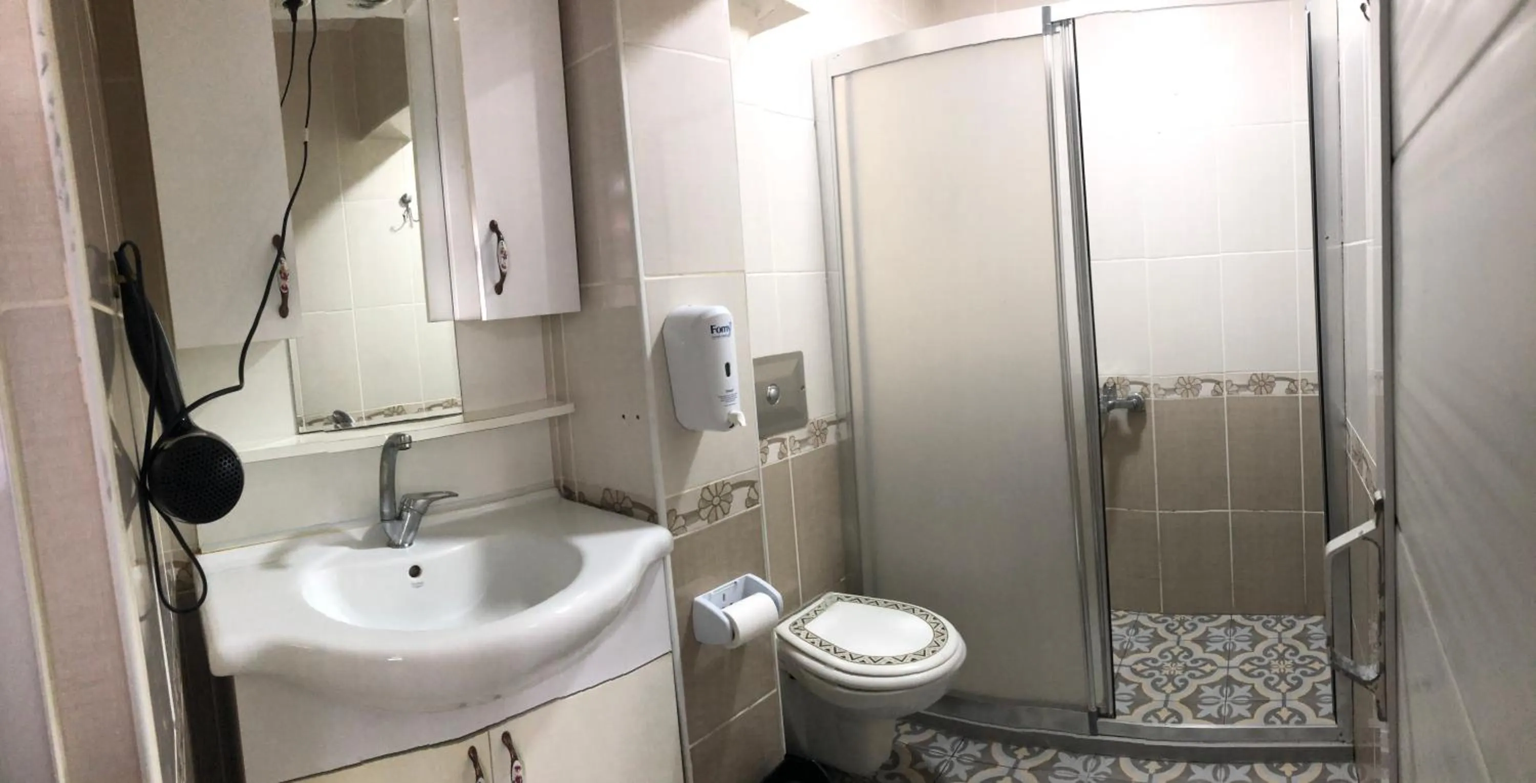 Bathroom in Evin Suit Hotel