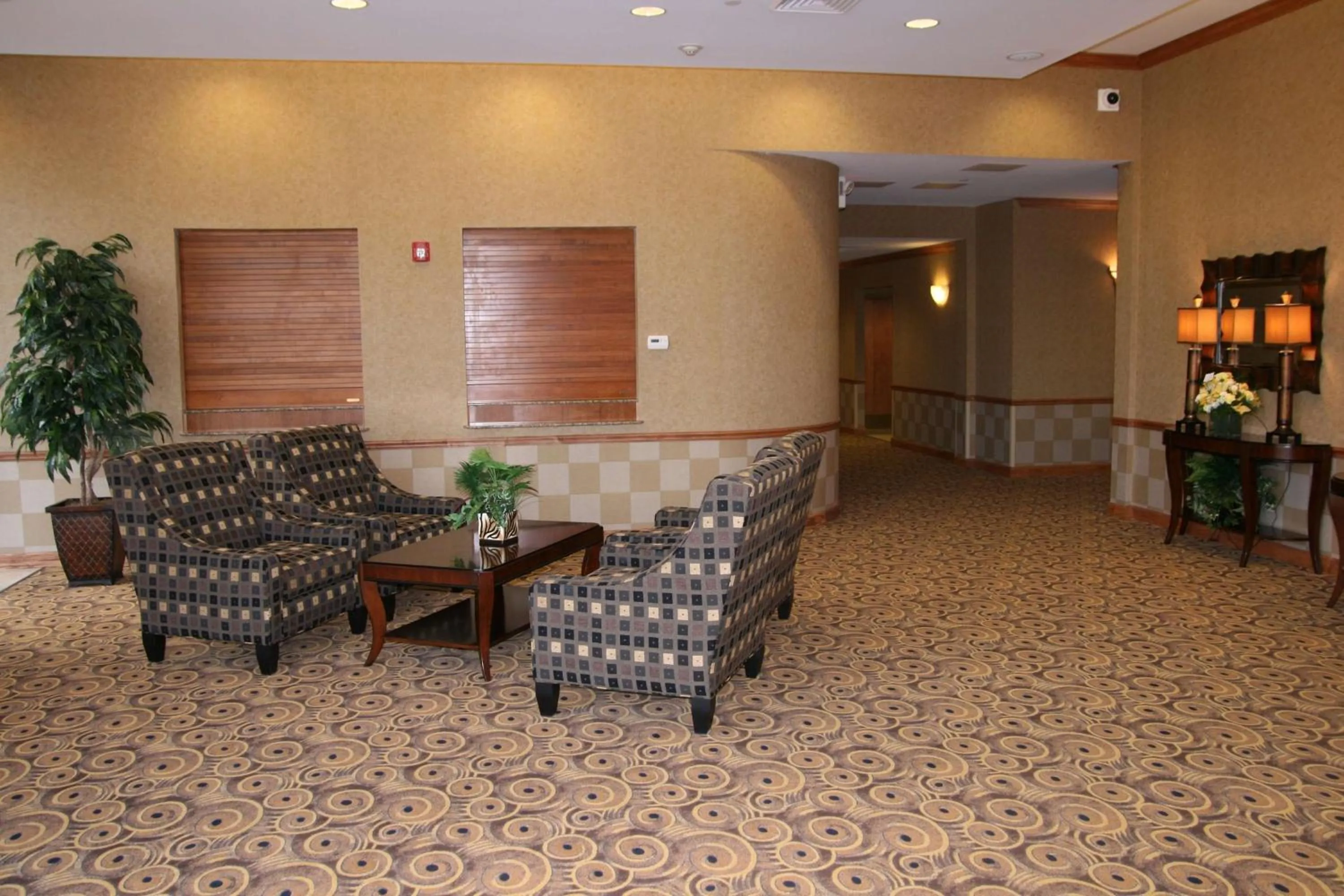 Lobby or reception in Hampton Inn & Suites Columbia at the University of Missouri