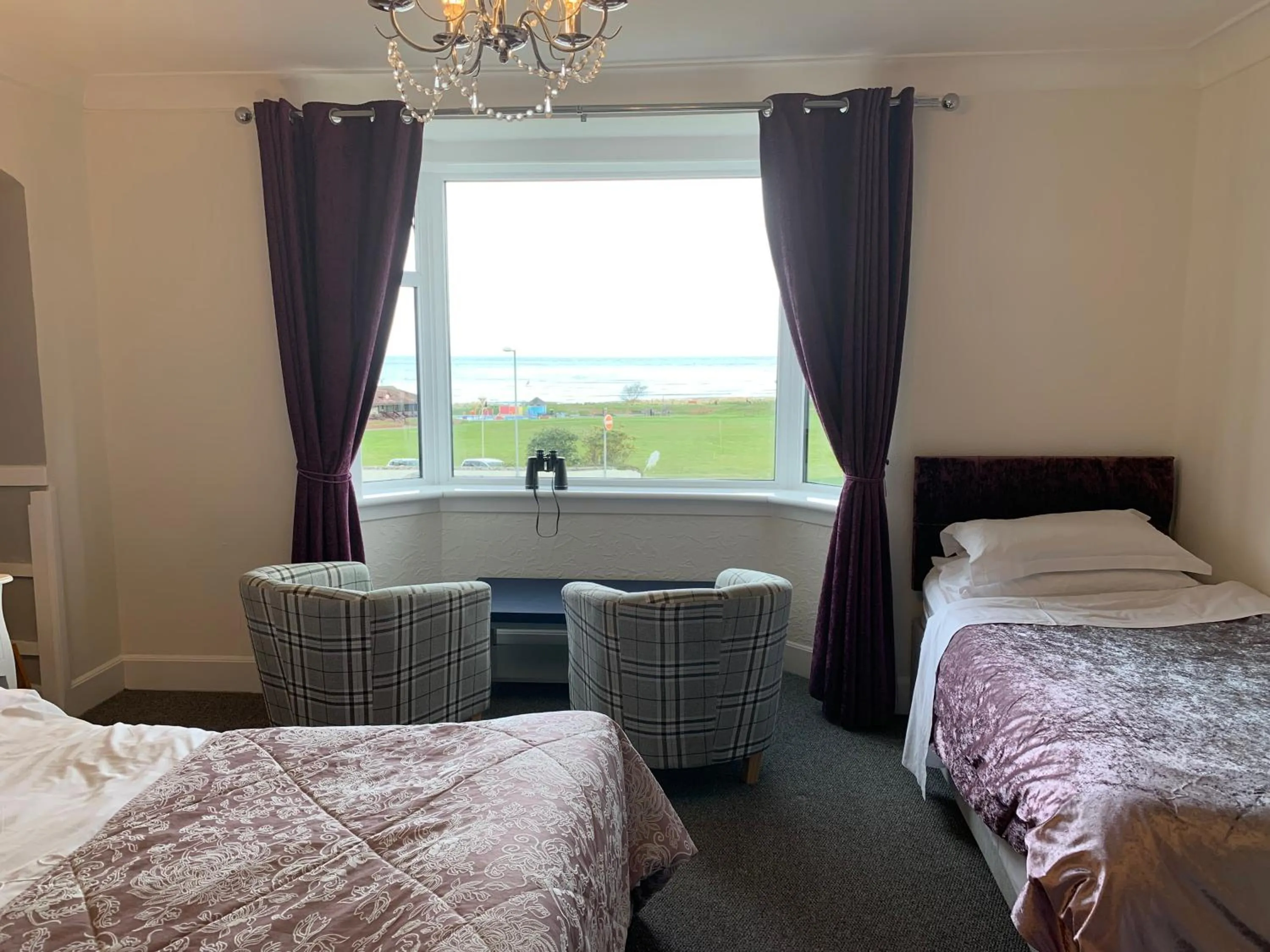 Bed in "Stunning Sea-Views" at Wetherby Nairn