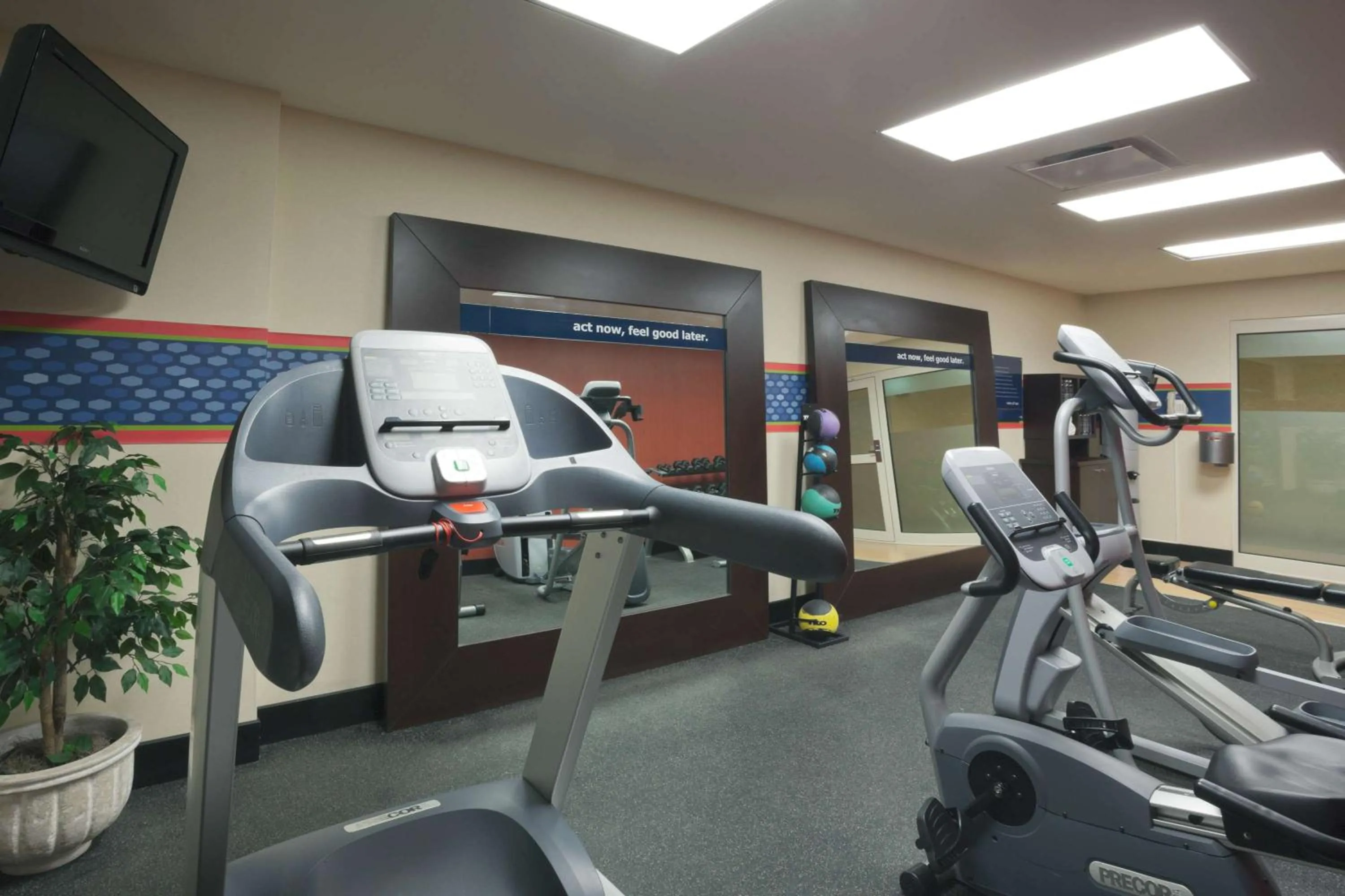 Fitness centre/facilities in Hampton Inn by Hilton Ciudad Victoria