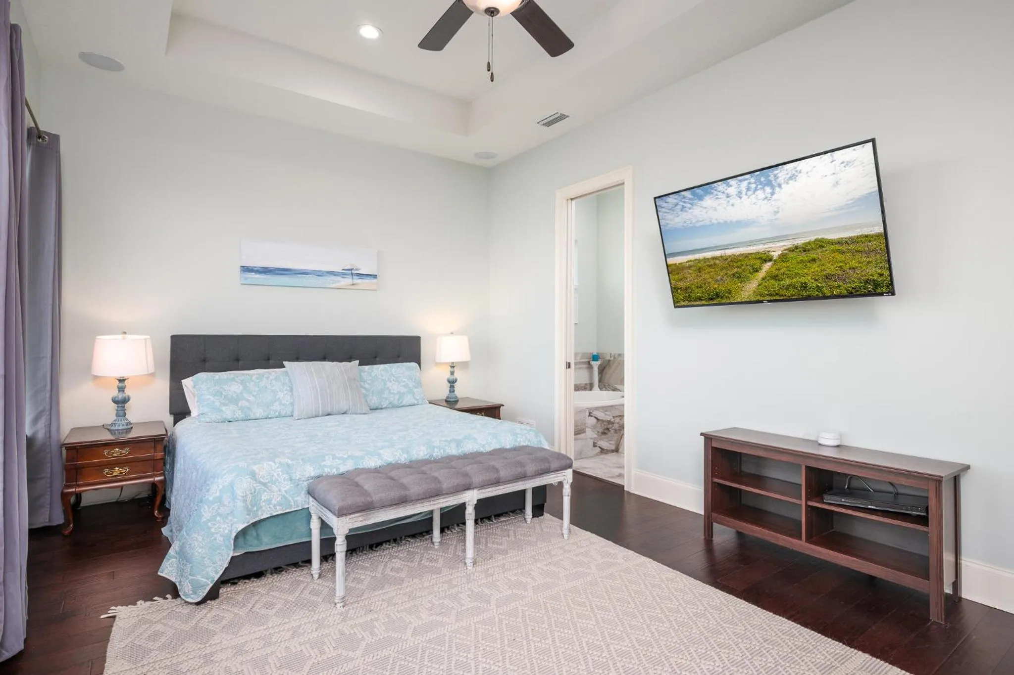 Bedroom, Bed in Cinnamon Beach Nautilus