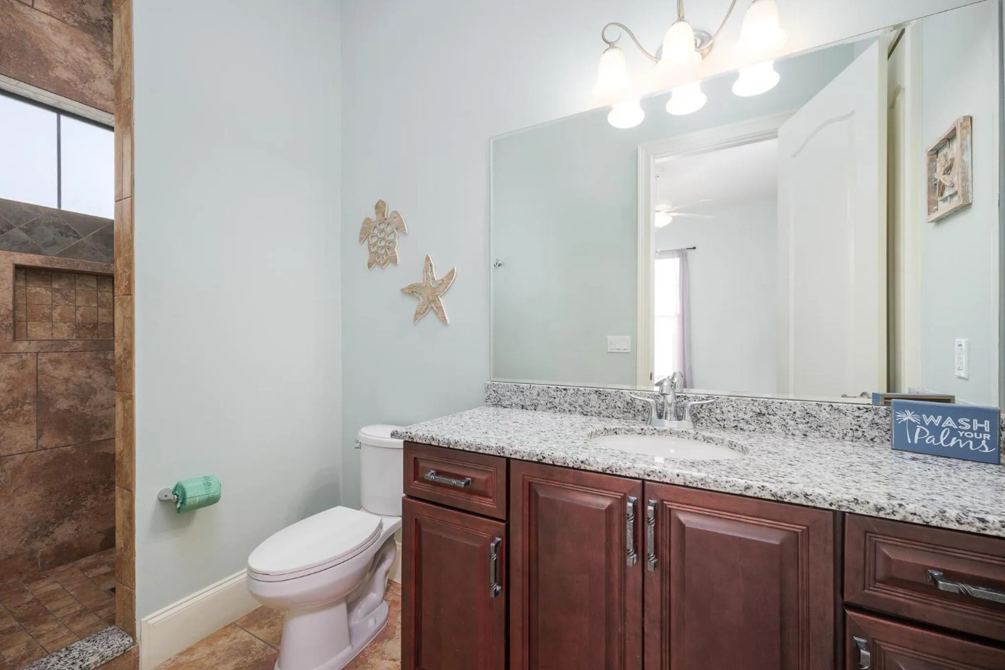 Kitchen or kitchenette in Cinnamon Beach Nautilus