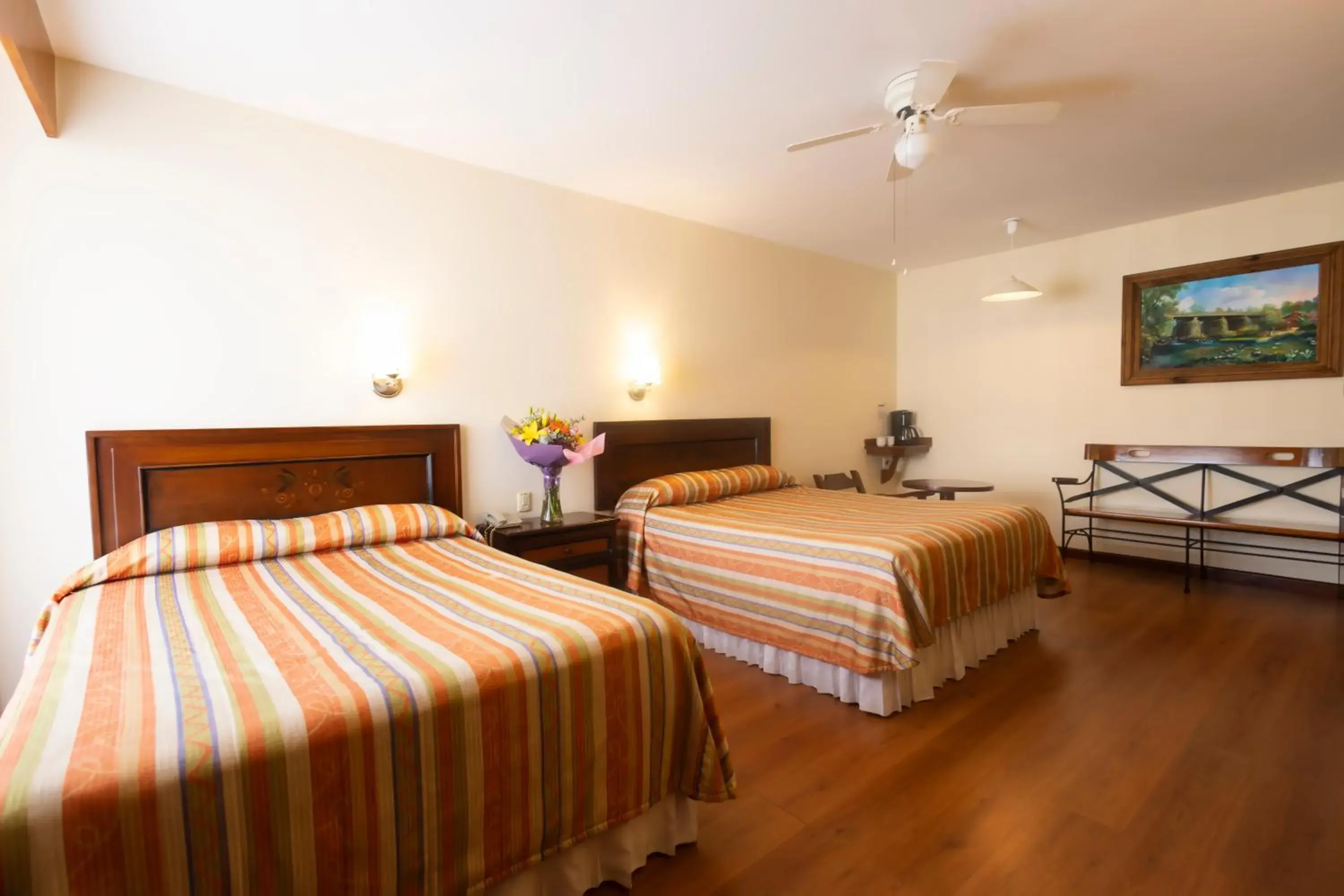 Double Room with Two Double Beds in Hotel Plaza Uruapan Double Room with Two Double Beds in Hotel Plaza Uruapan