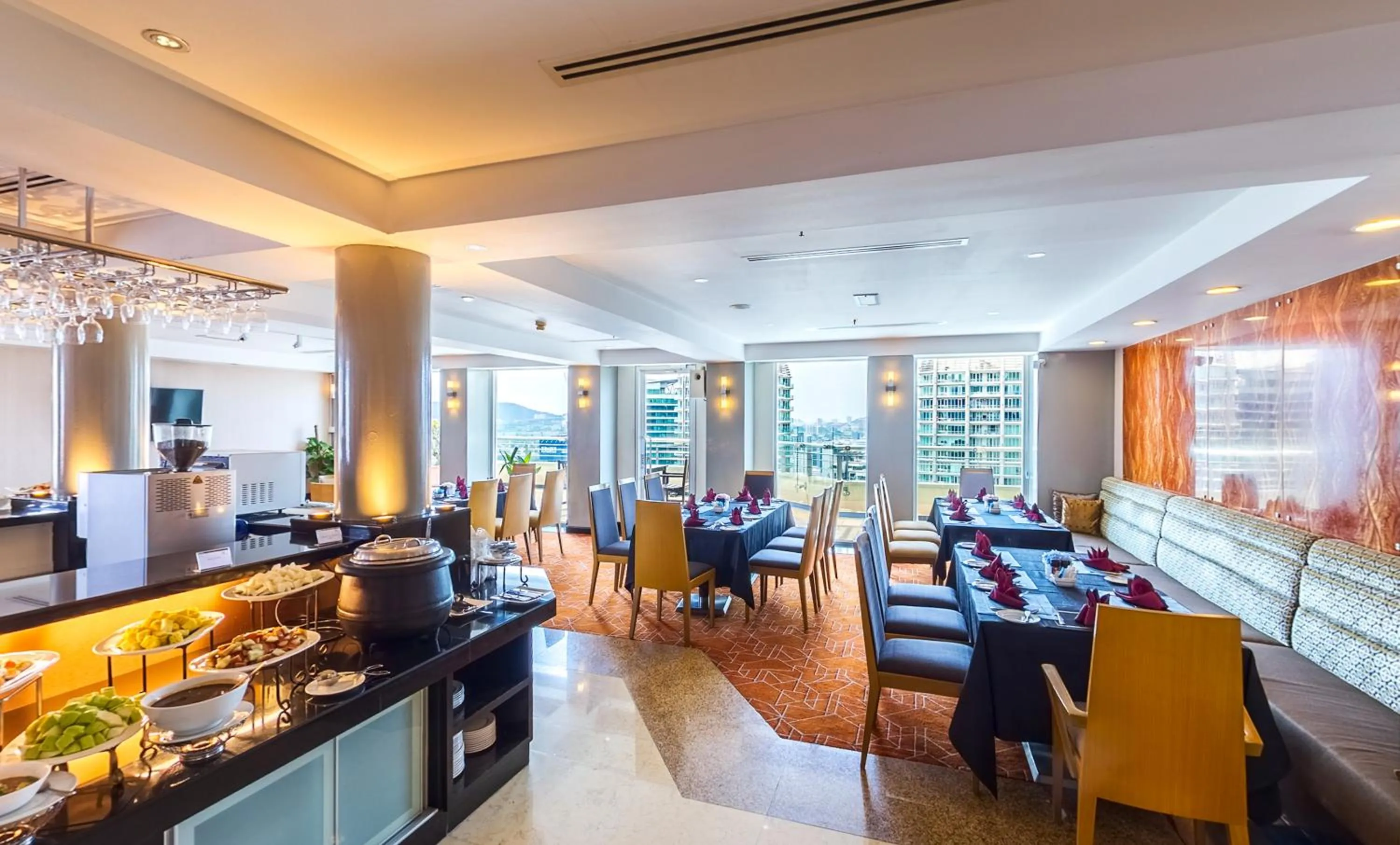 Restaurant/places to eat in Perdana Kuala Lumpur City Centre