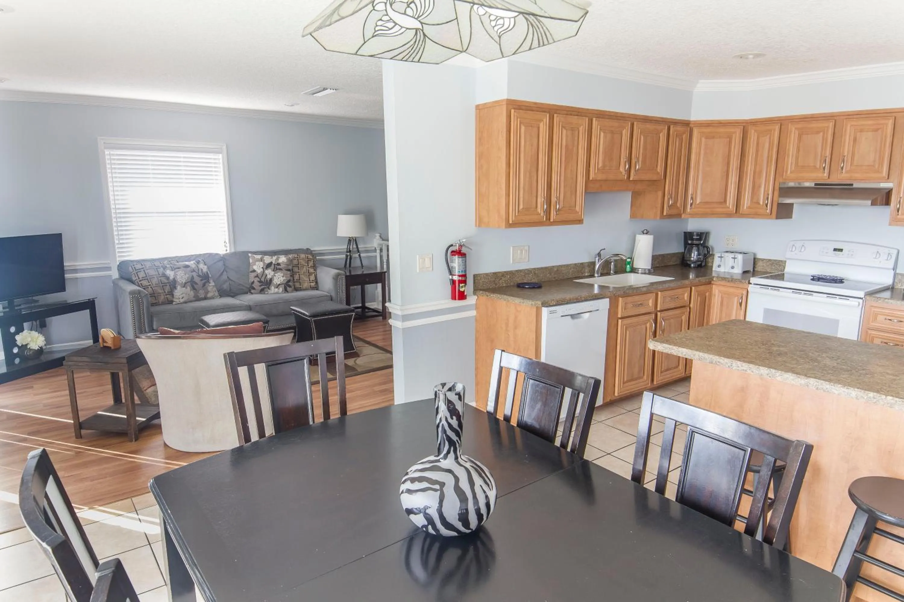 Kitchen or kitchenette in Bluefish 16 House