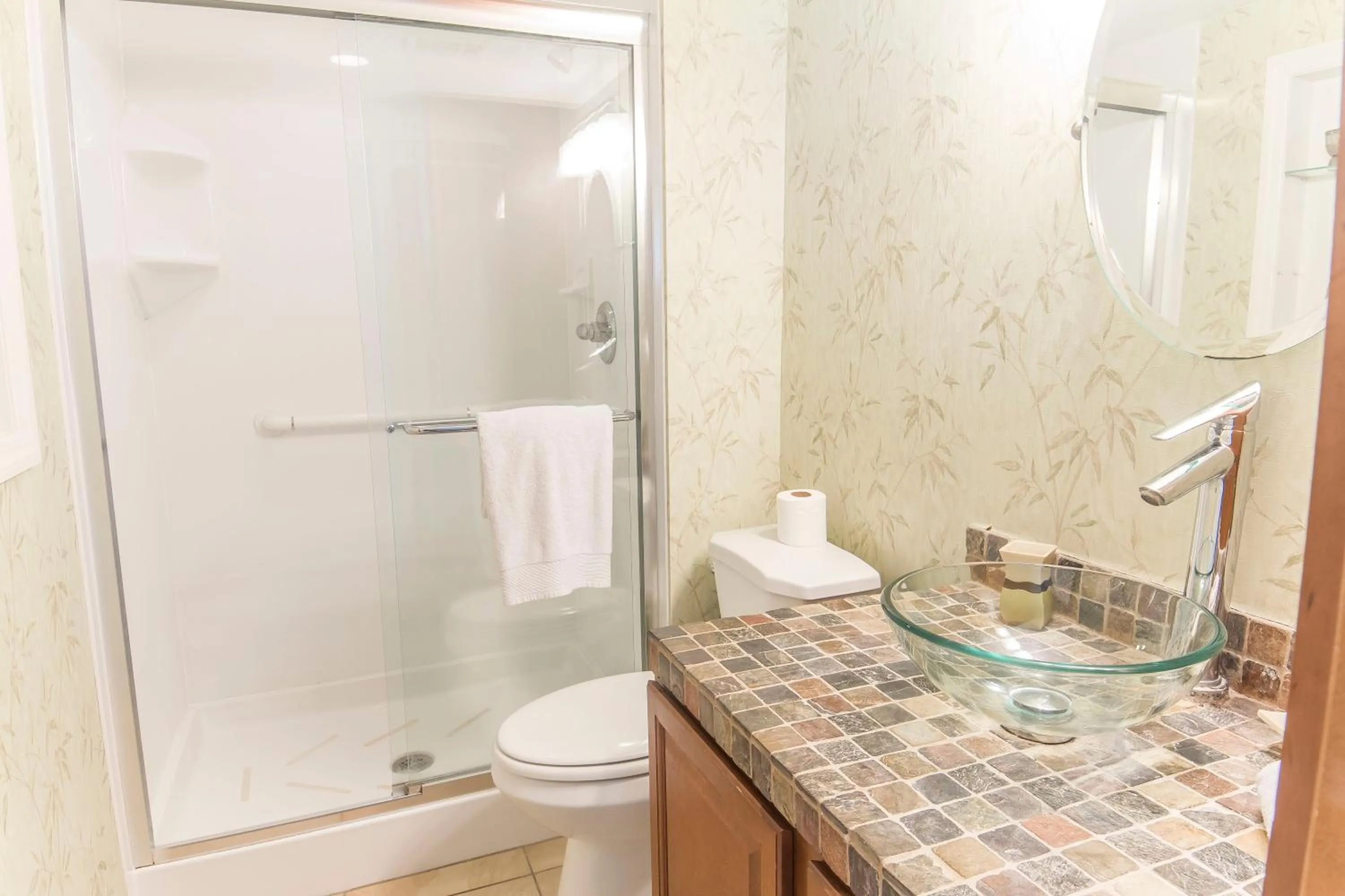 Bathroom in Bluefish 16 House