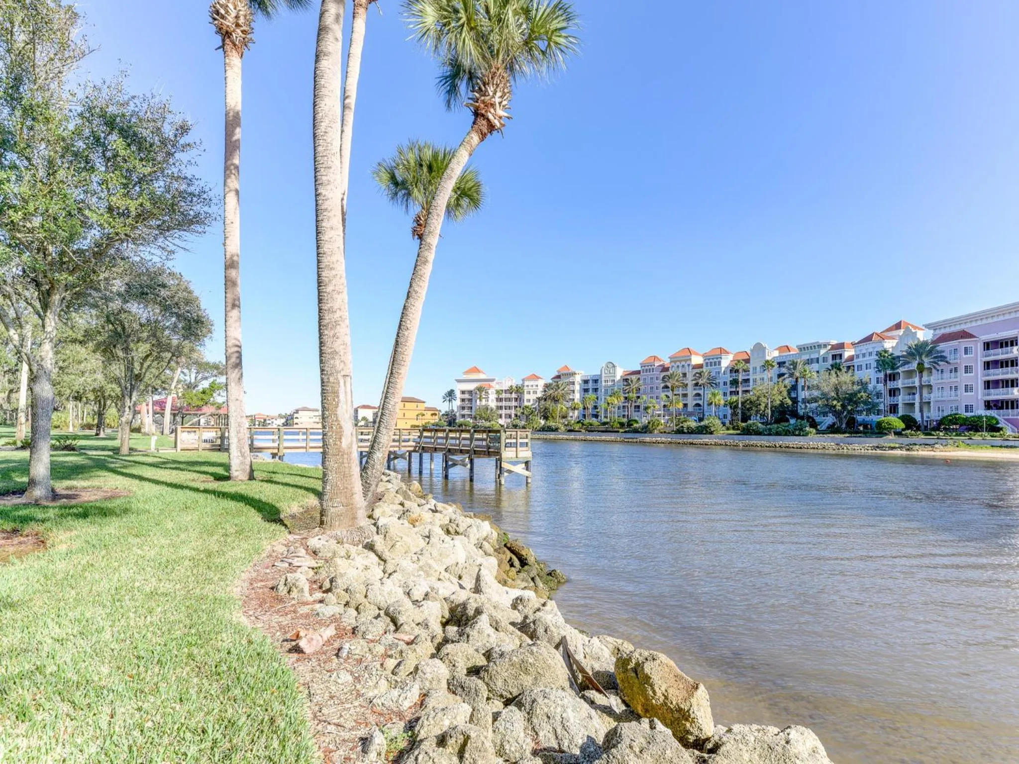 Property building in Palm Coast Resort 109