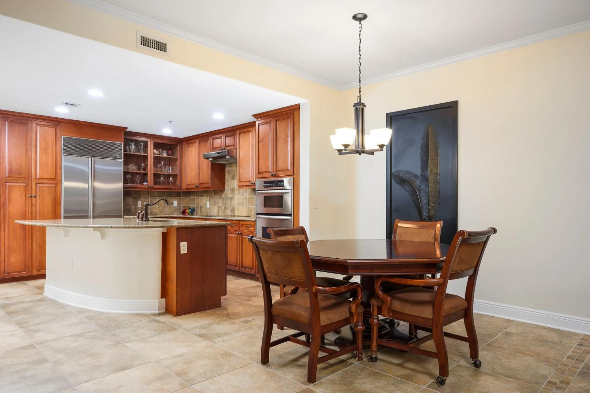 Kitchen or kitchenette in Palm Coast Resort 109