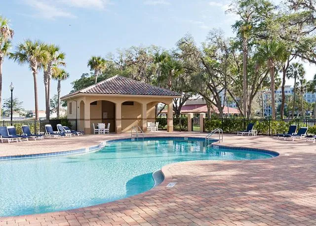 Swimming pool in Palm Coast Resort 109