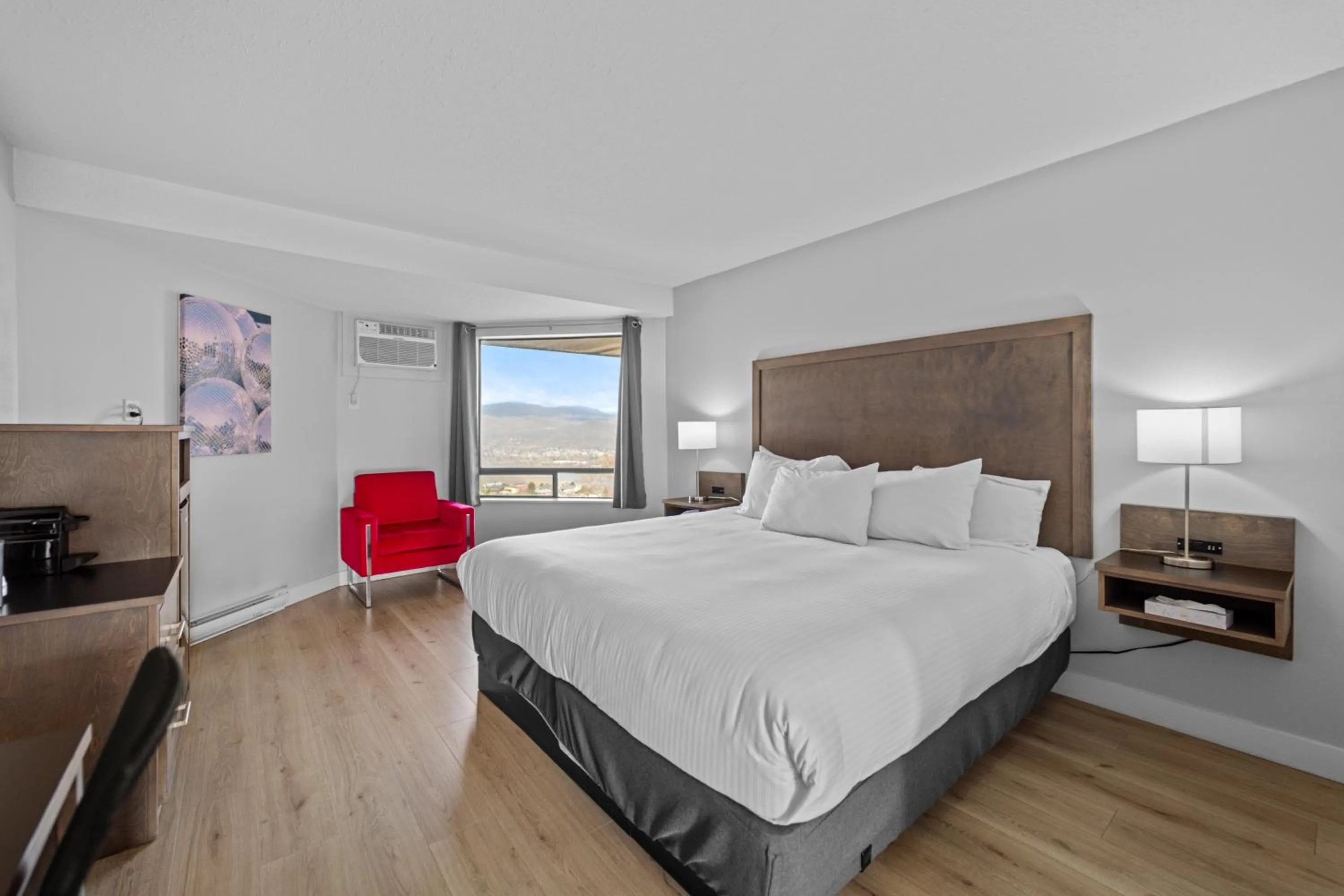 Bed in The Vista Inn